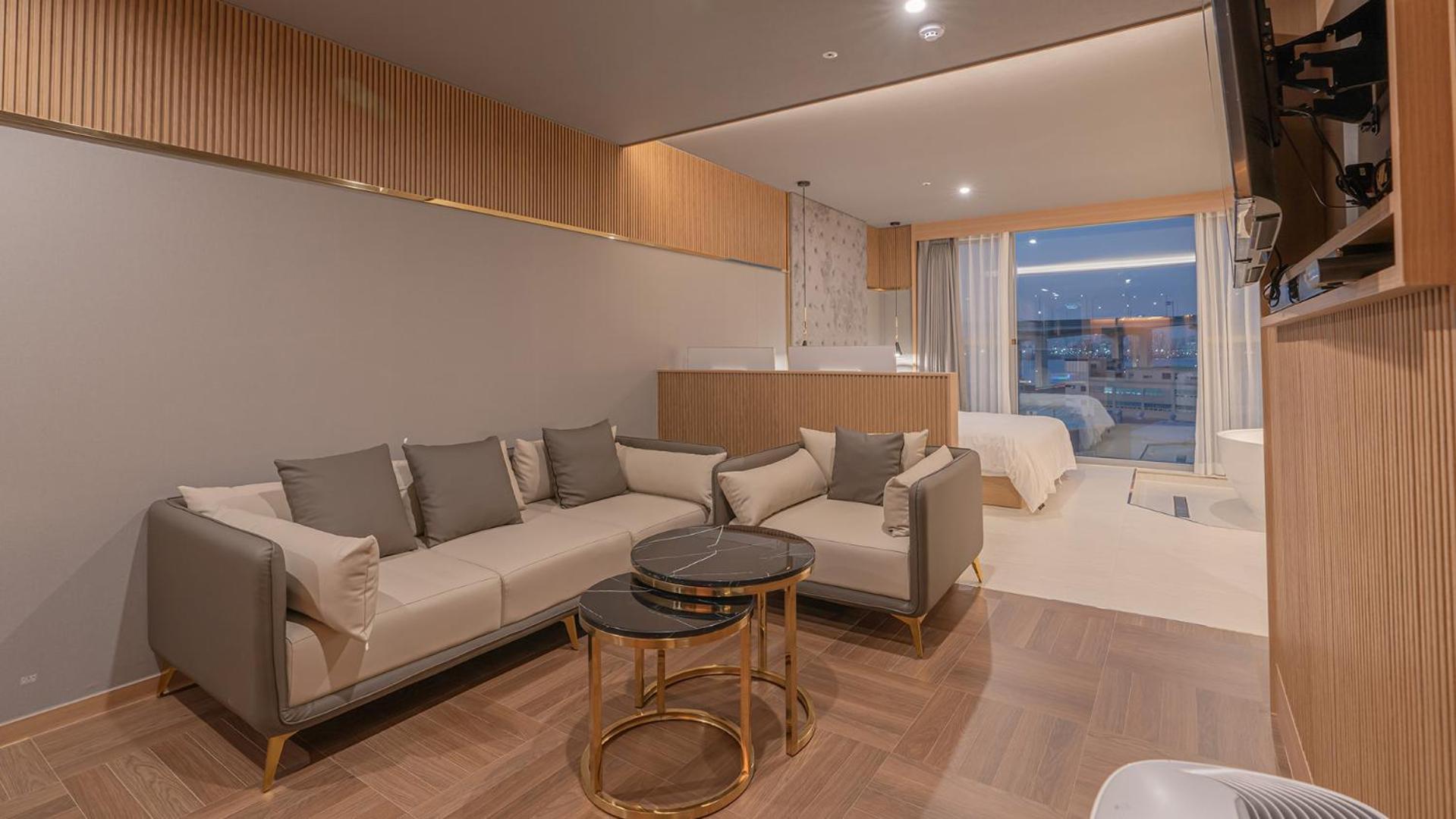 Sweet Twin Spa high Floor & Bridge View