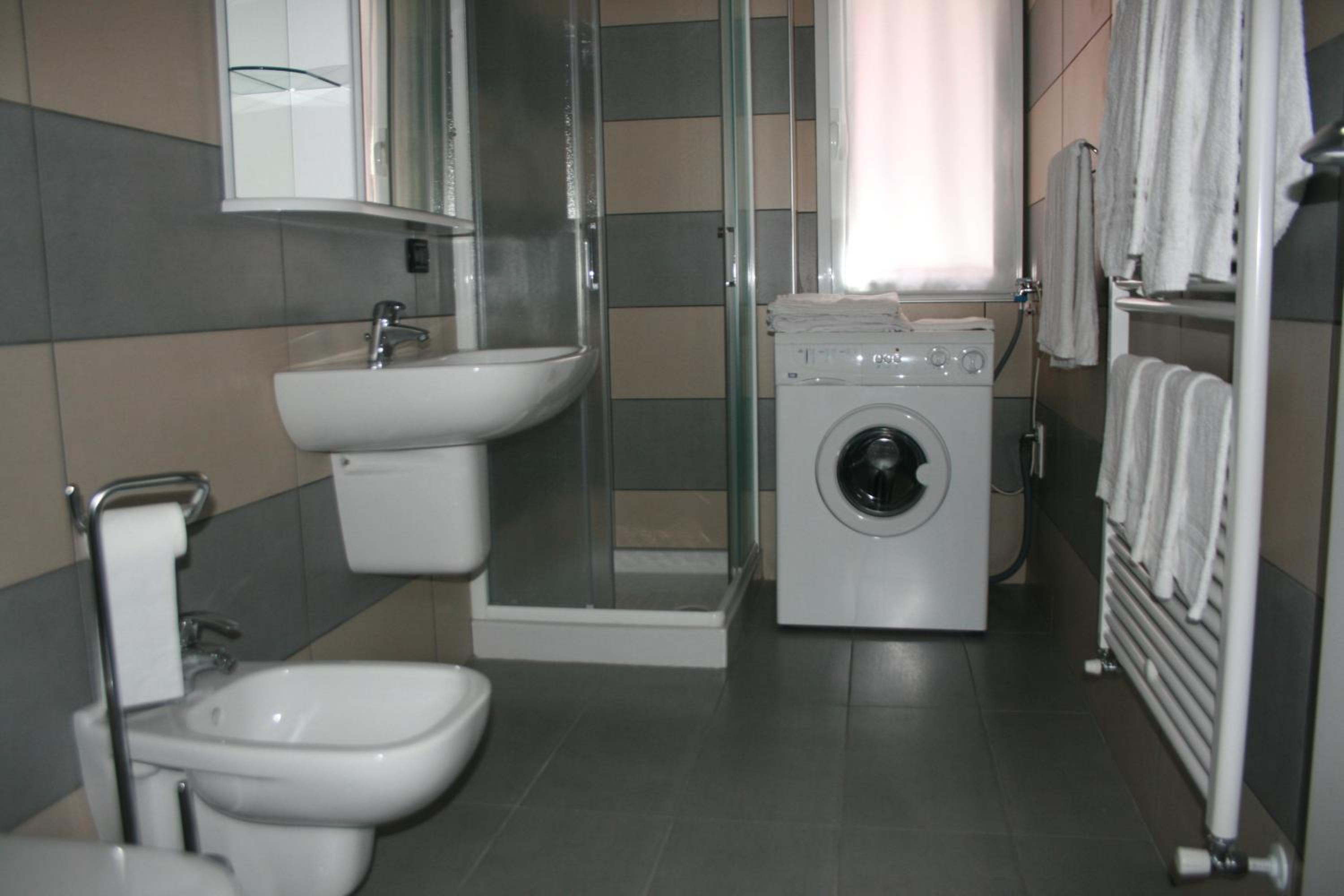 Superior One-Bedroom Apartment (2 Adults) photo 3