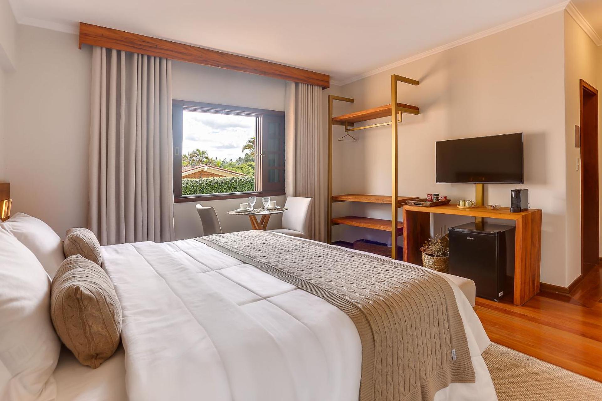 King Room with Garden View - Photo 3