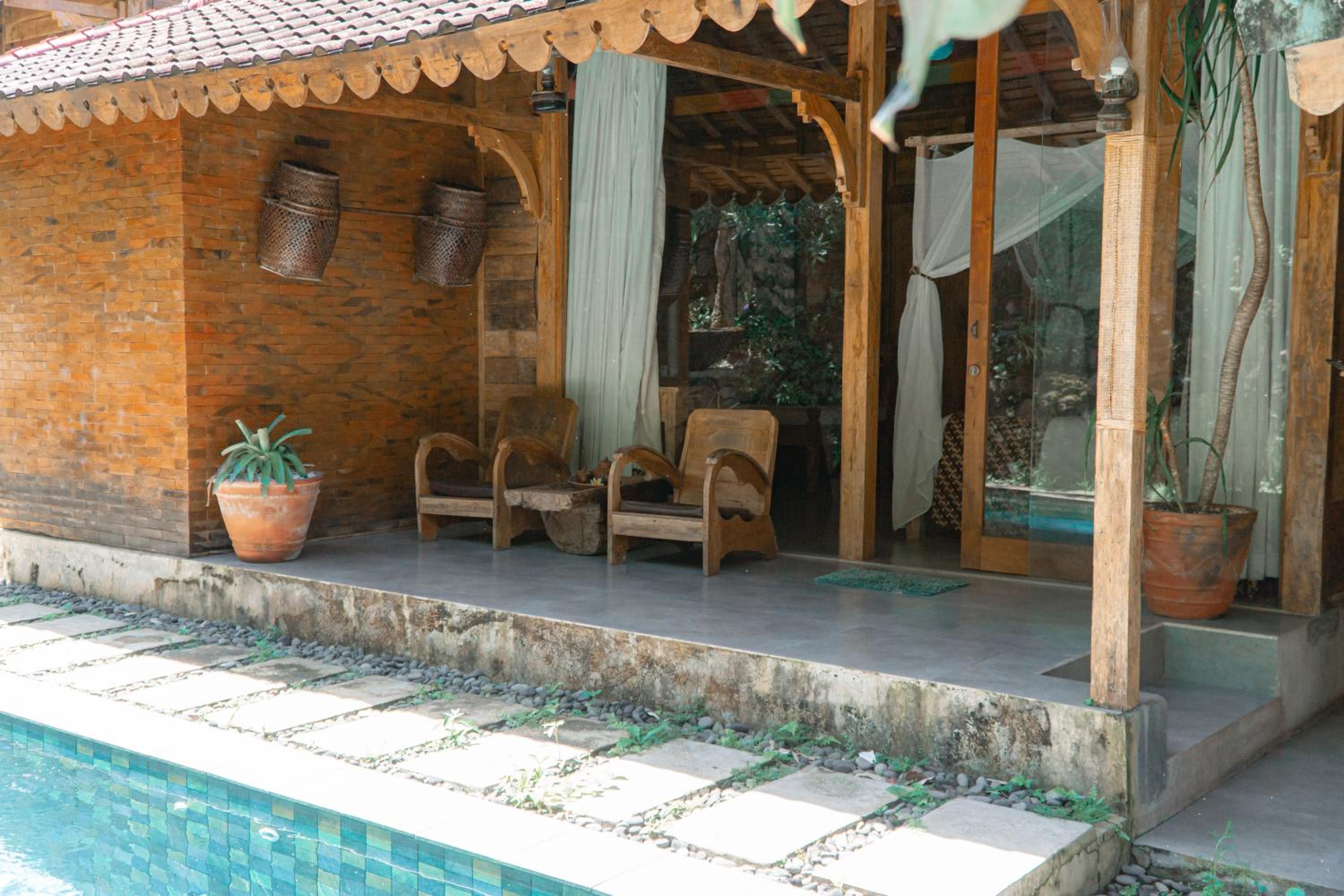 Wooden Three Bedroom Private Pool - Photo 17