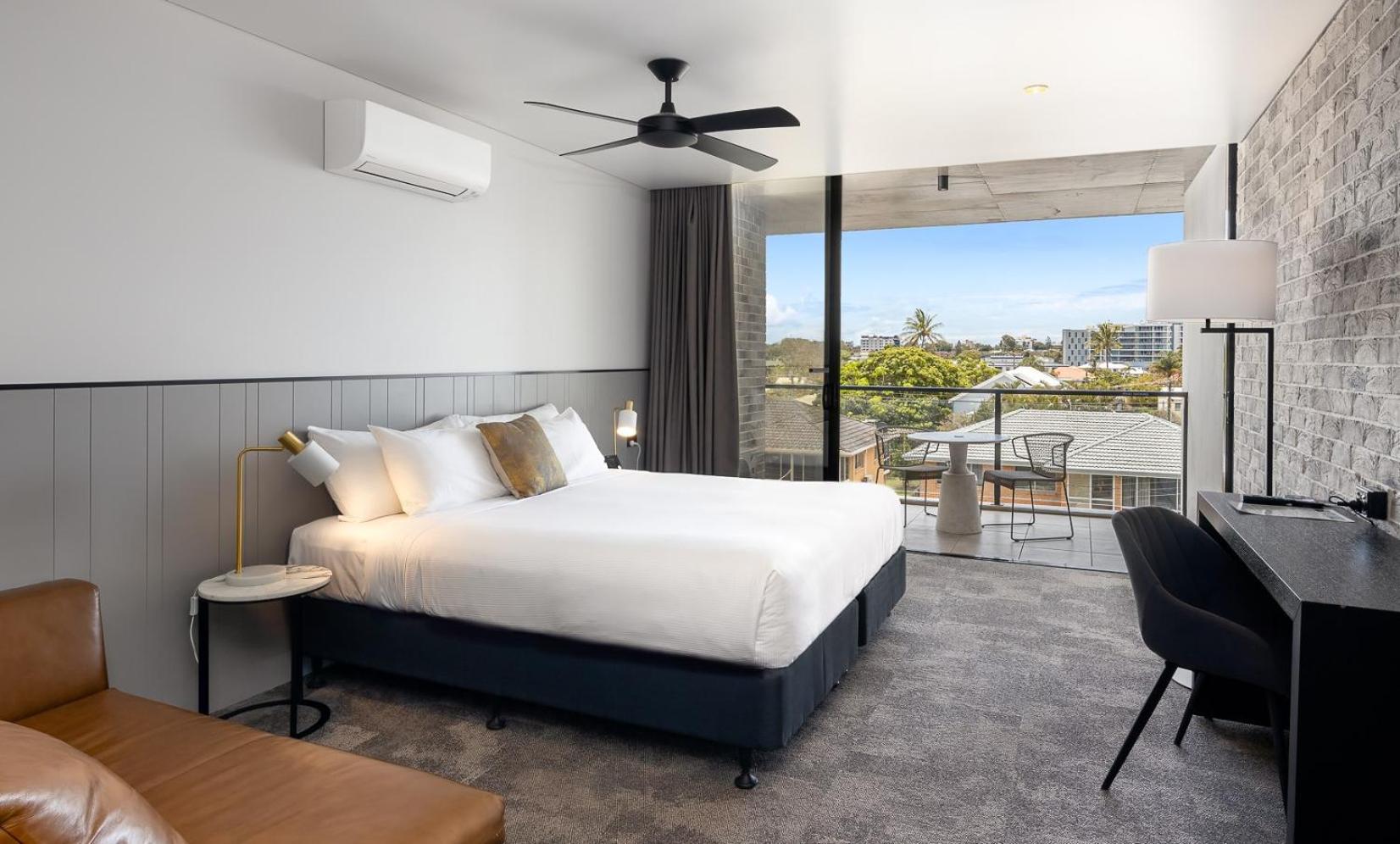 Deluxe Room with King Bed