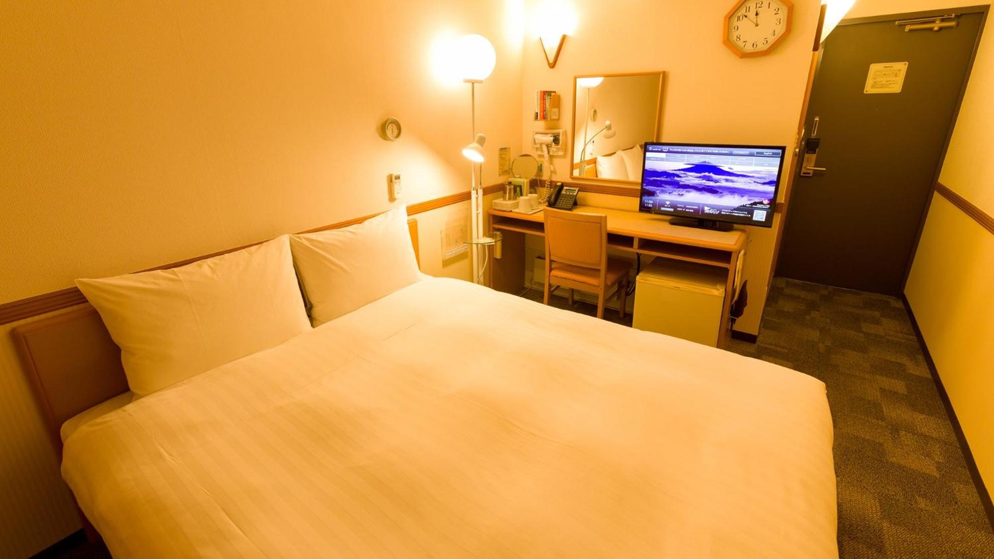 Double Room B - Non-Smoking - Photo 15