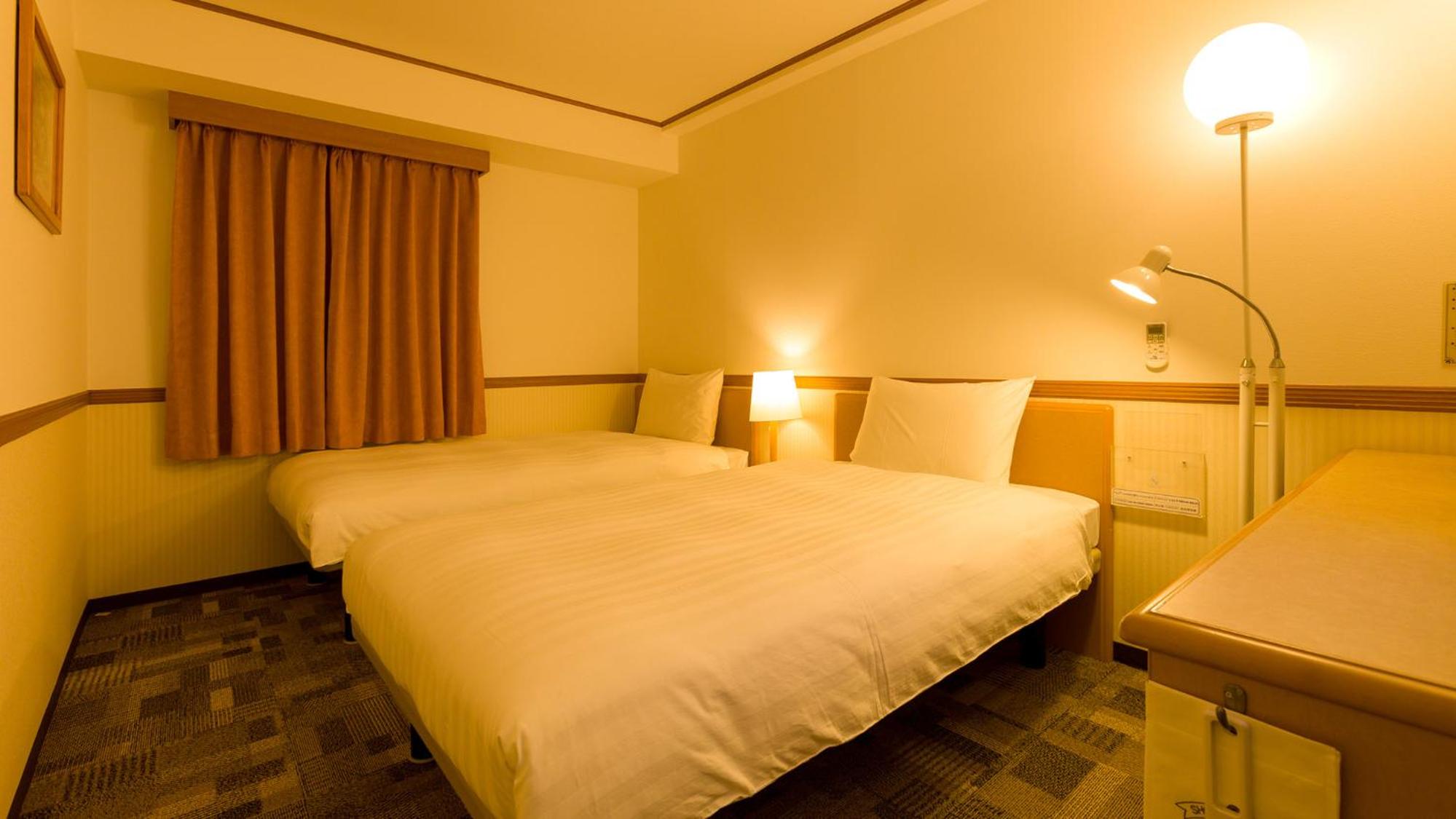 Twin Room - Non-Smoking - Photo 3