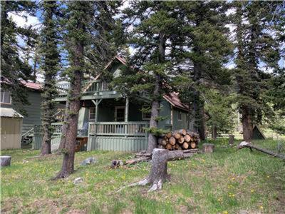 Three-Bedroom Vacation Home  photo 3