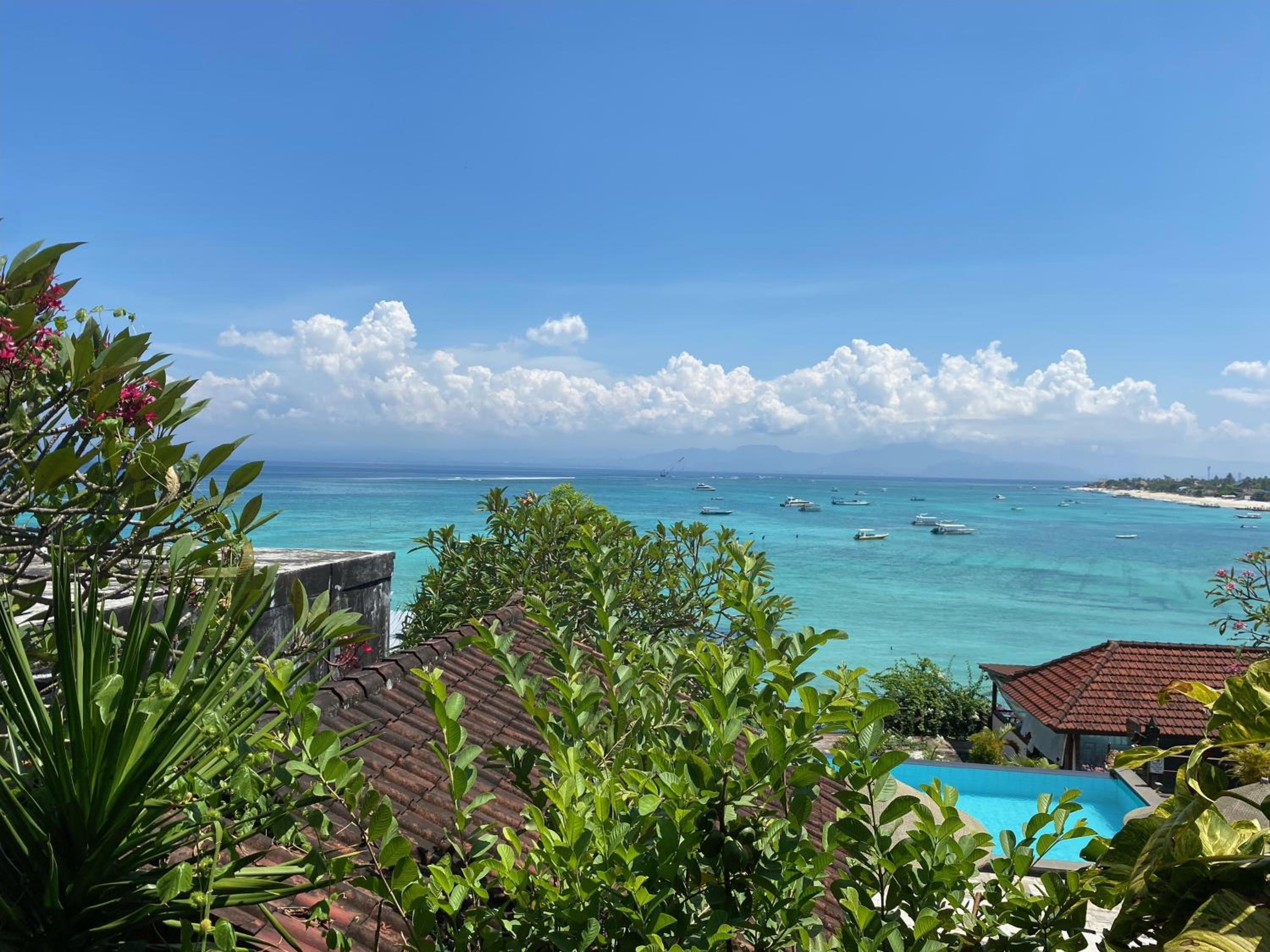 Deluxe Double Room with Balcony and Sea View photo 3