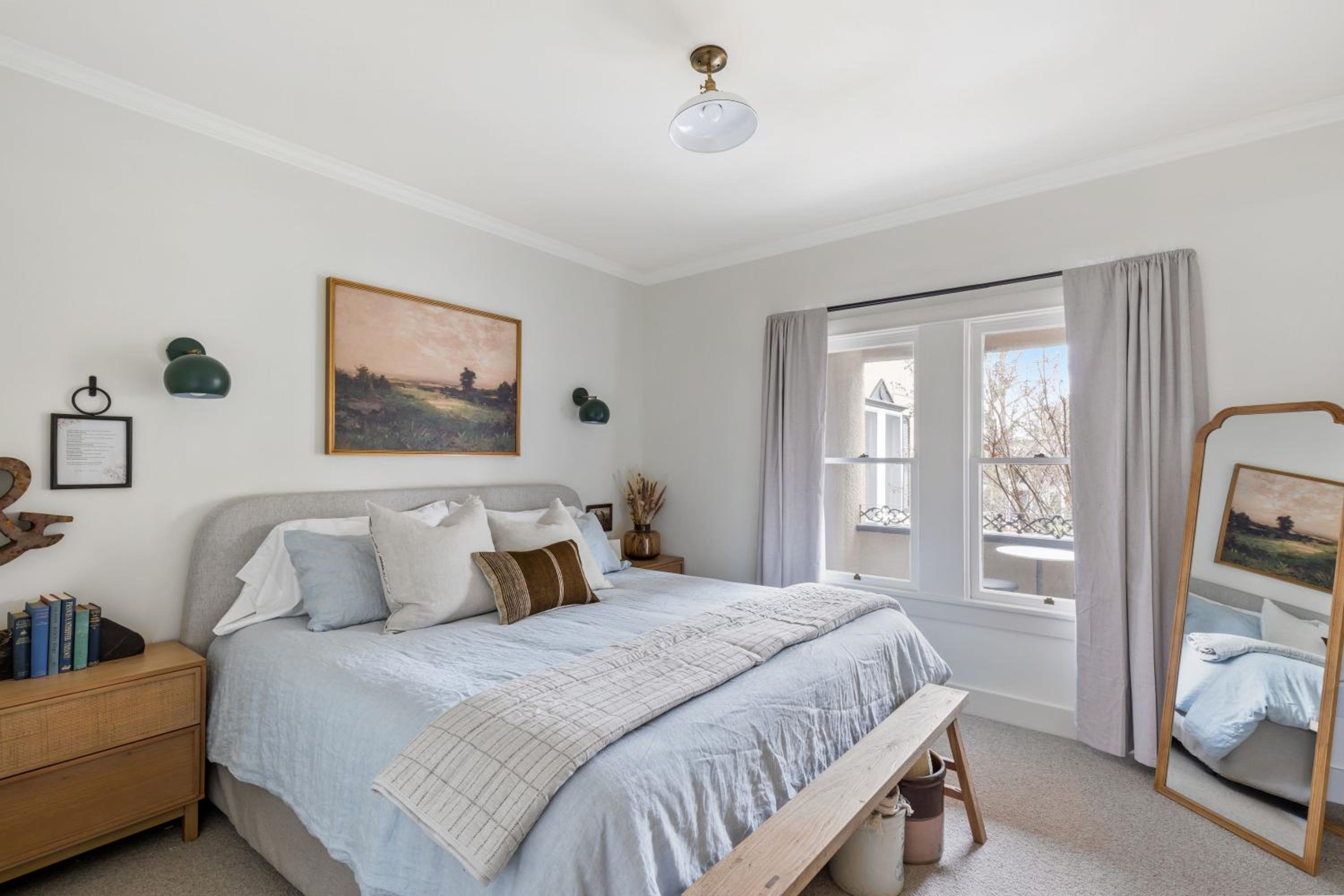 Standard King Room photo 2
