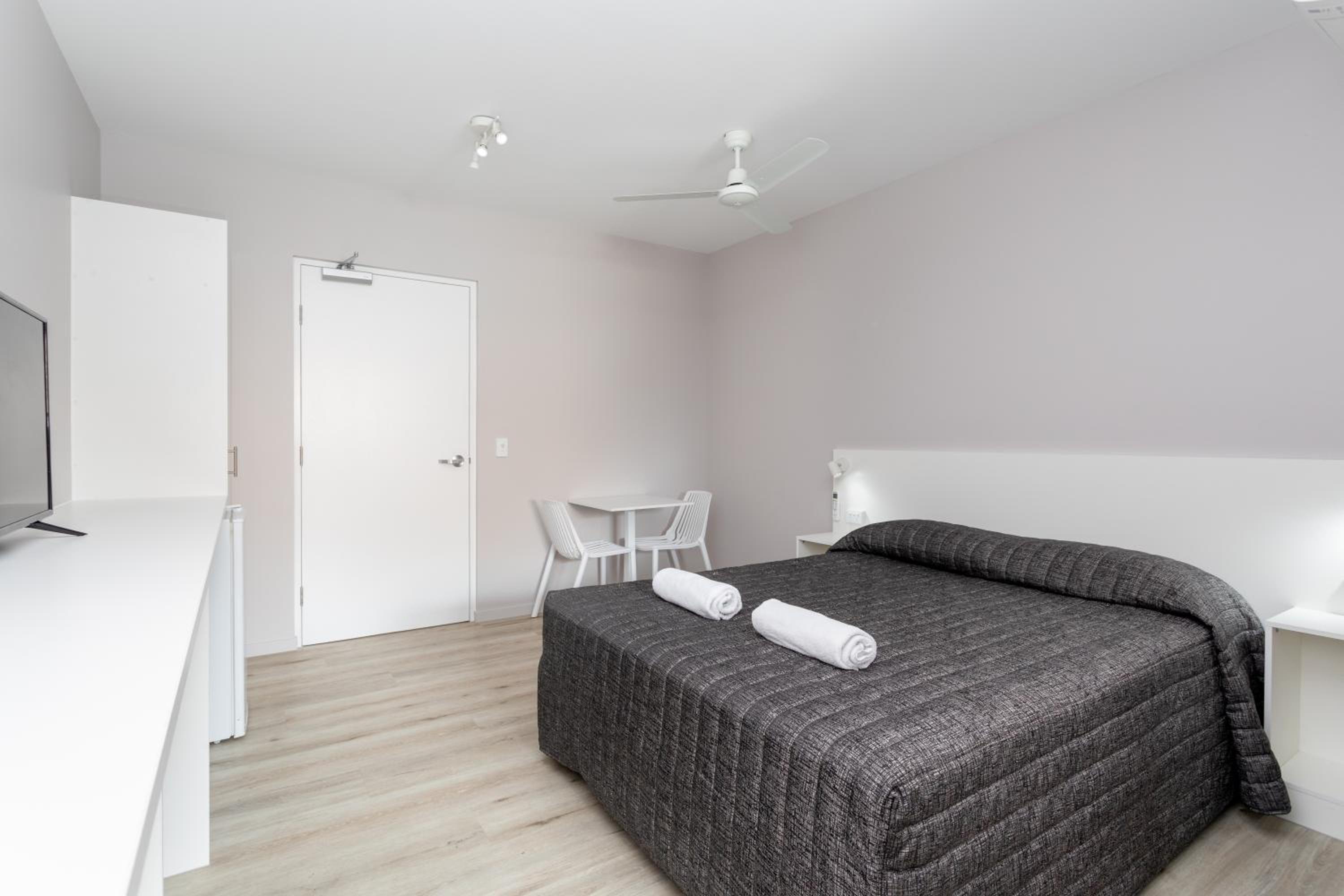 Family Interconnecting Room with Two Bathroom (Parking subject to availability) photo 1