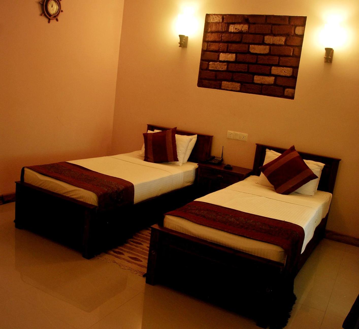Deluxe Double Room photo 2