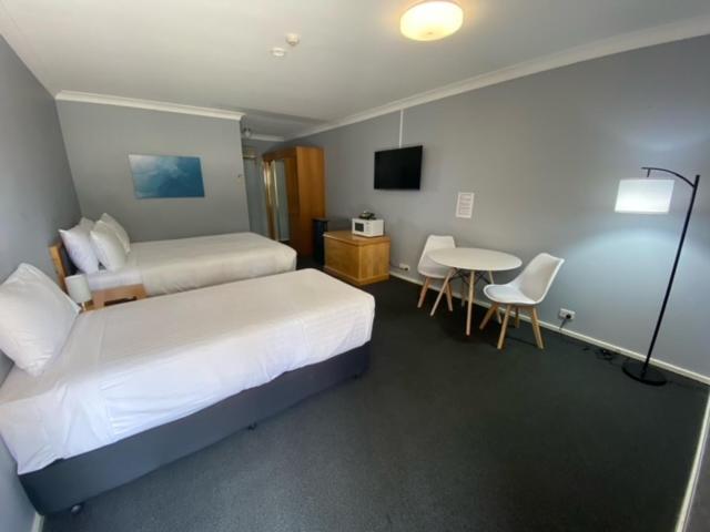 Deluxe Twin Room photo 2