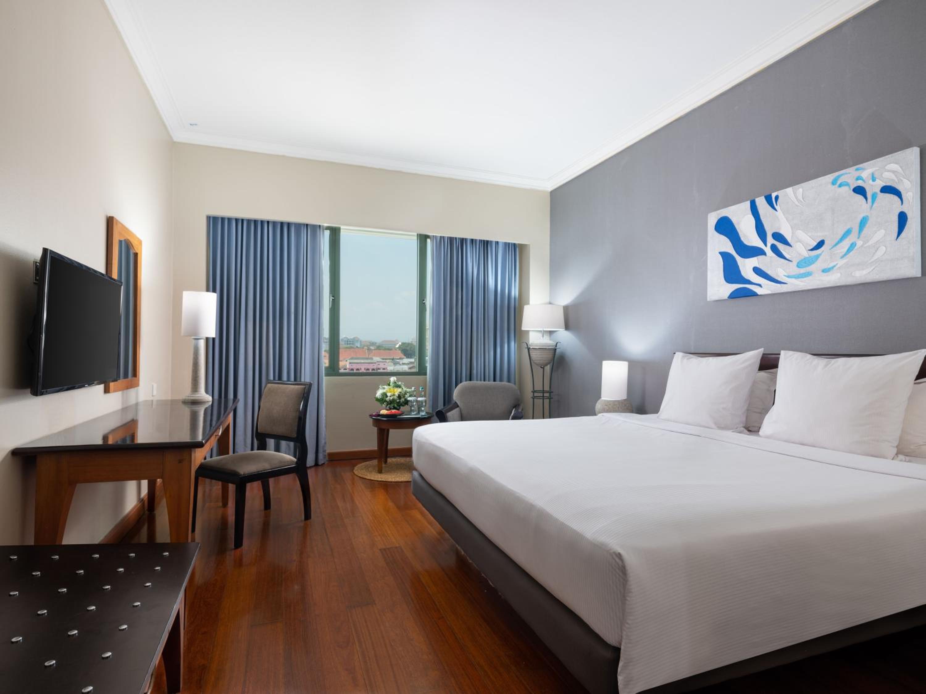 Deluxe Room With Hampers Package photo 3