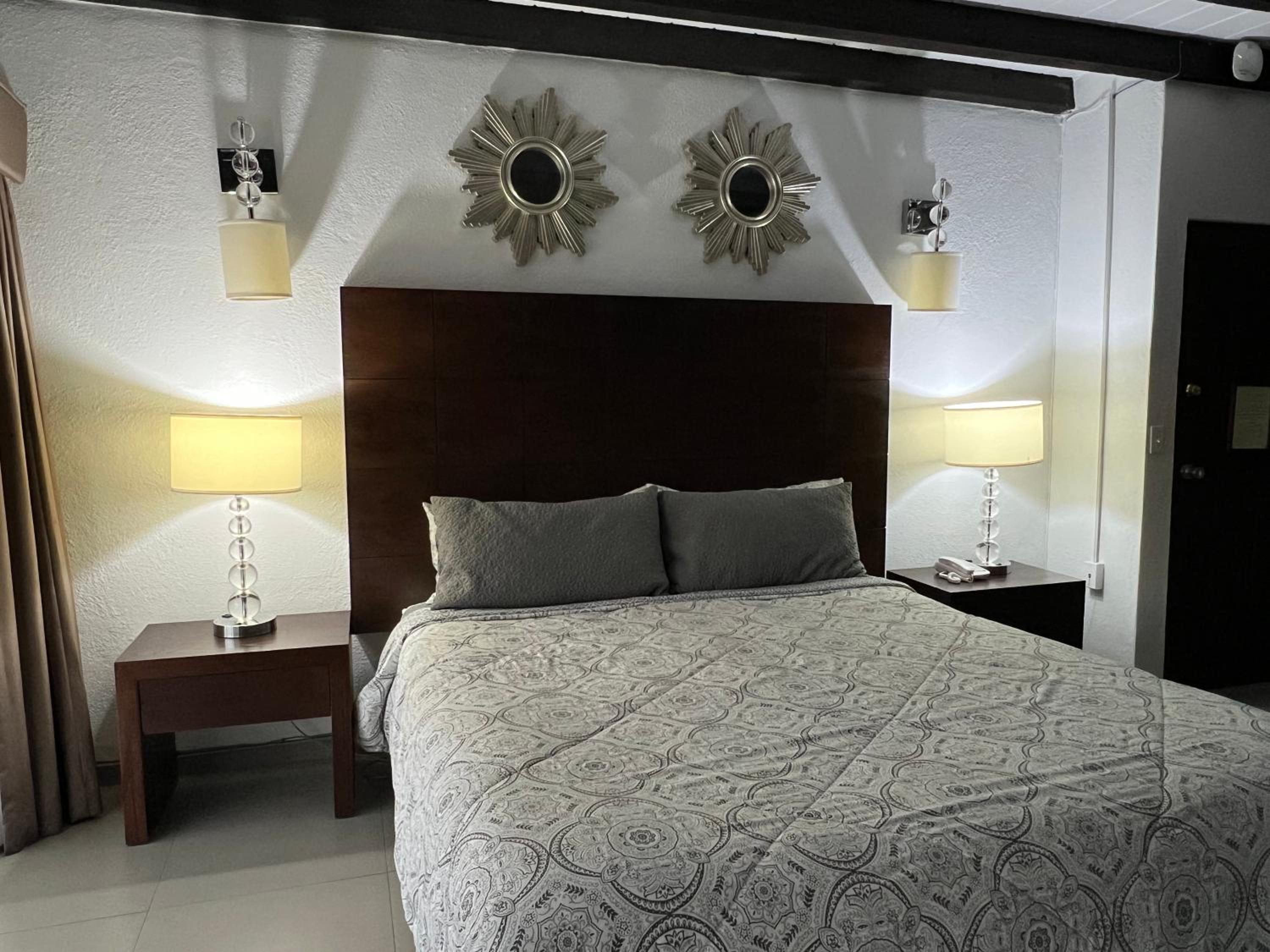 Junior Suite with Balcony photo 2
