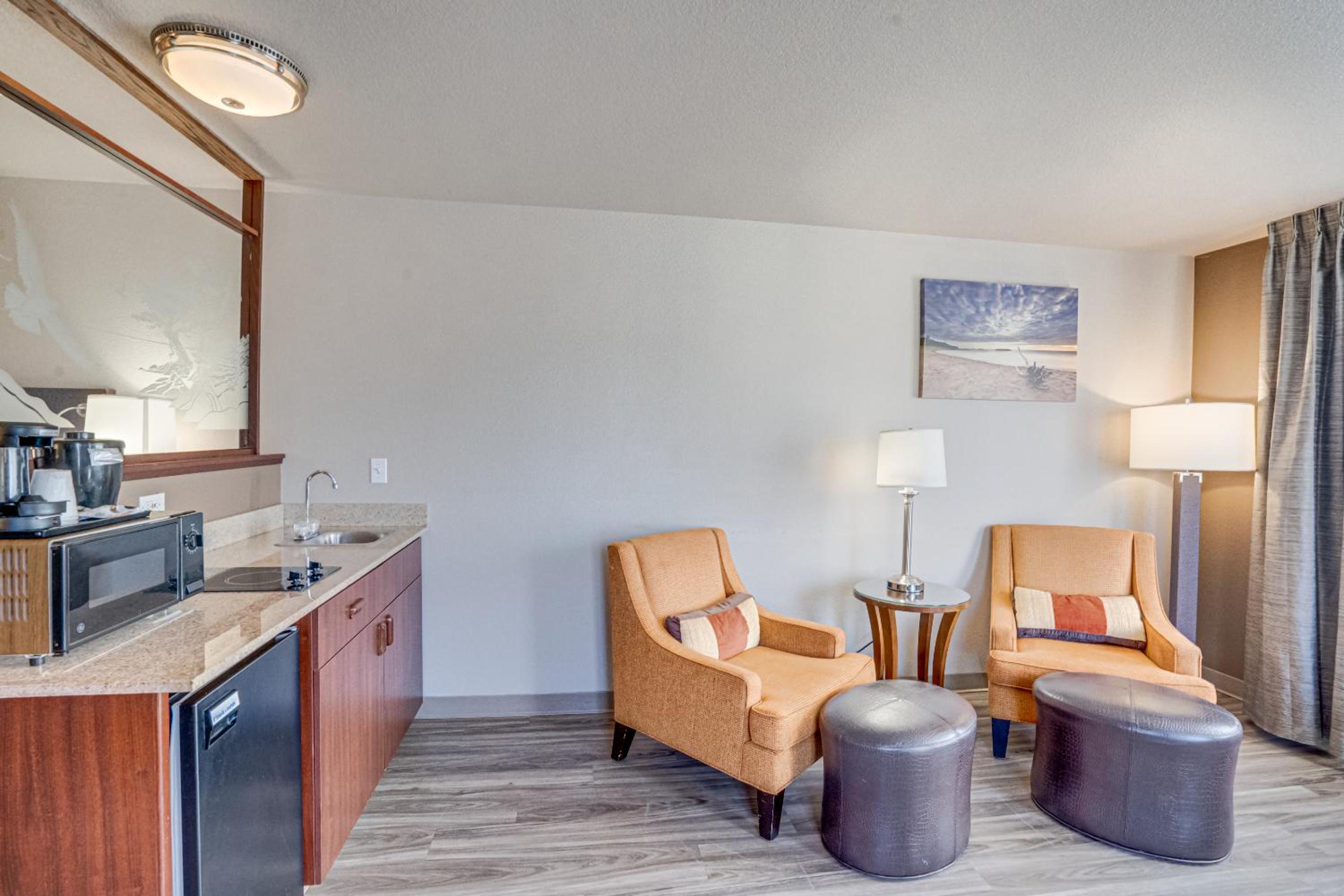 King Suite - Photo 5