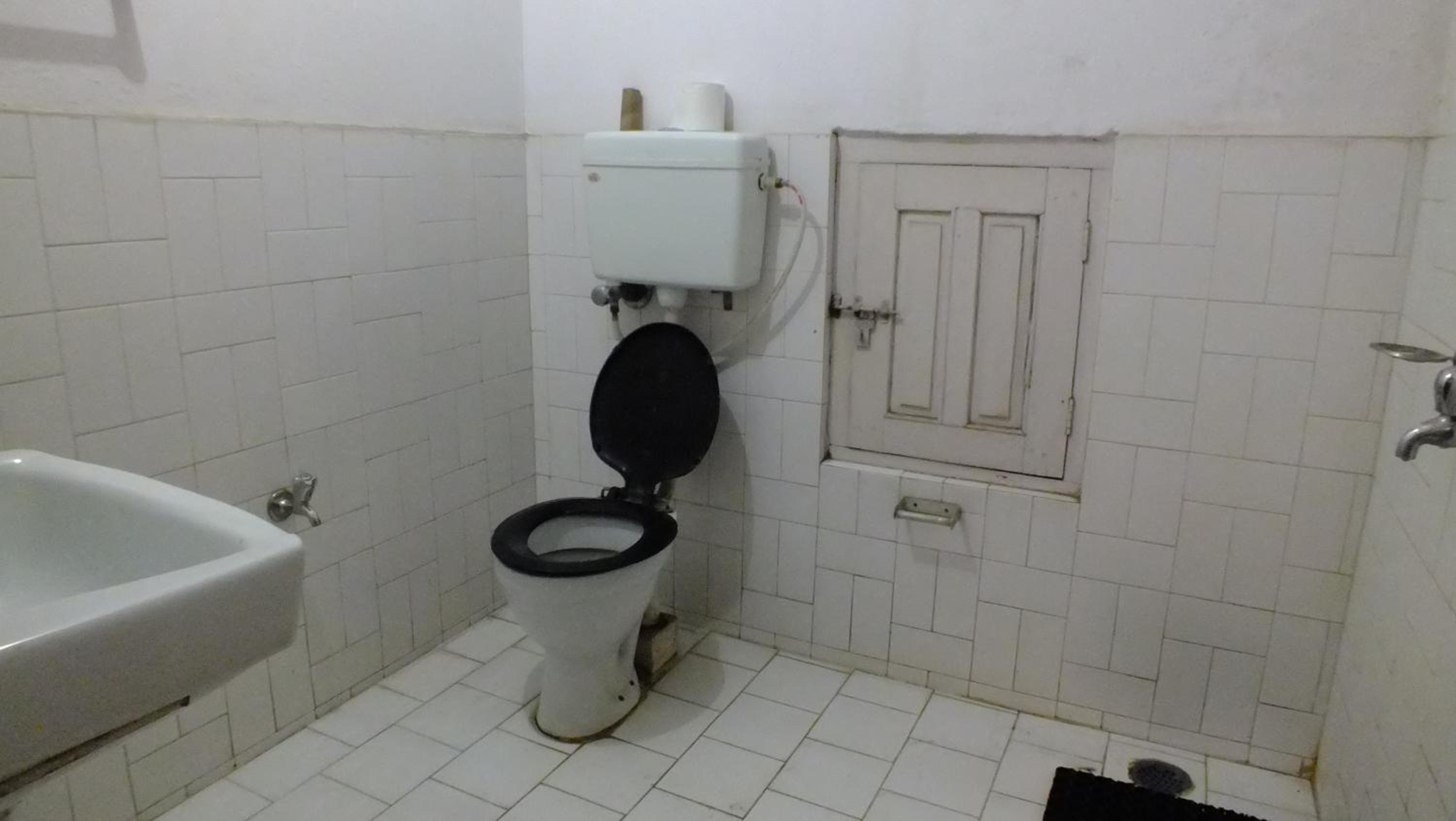 Double or Twin Room with Shared Bathroom