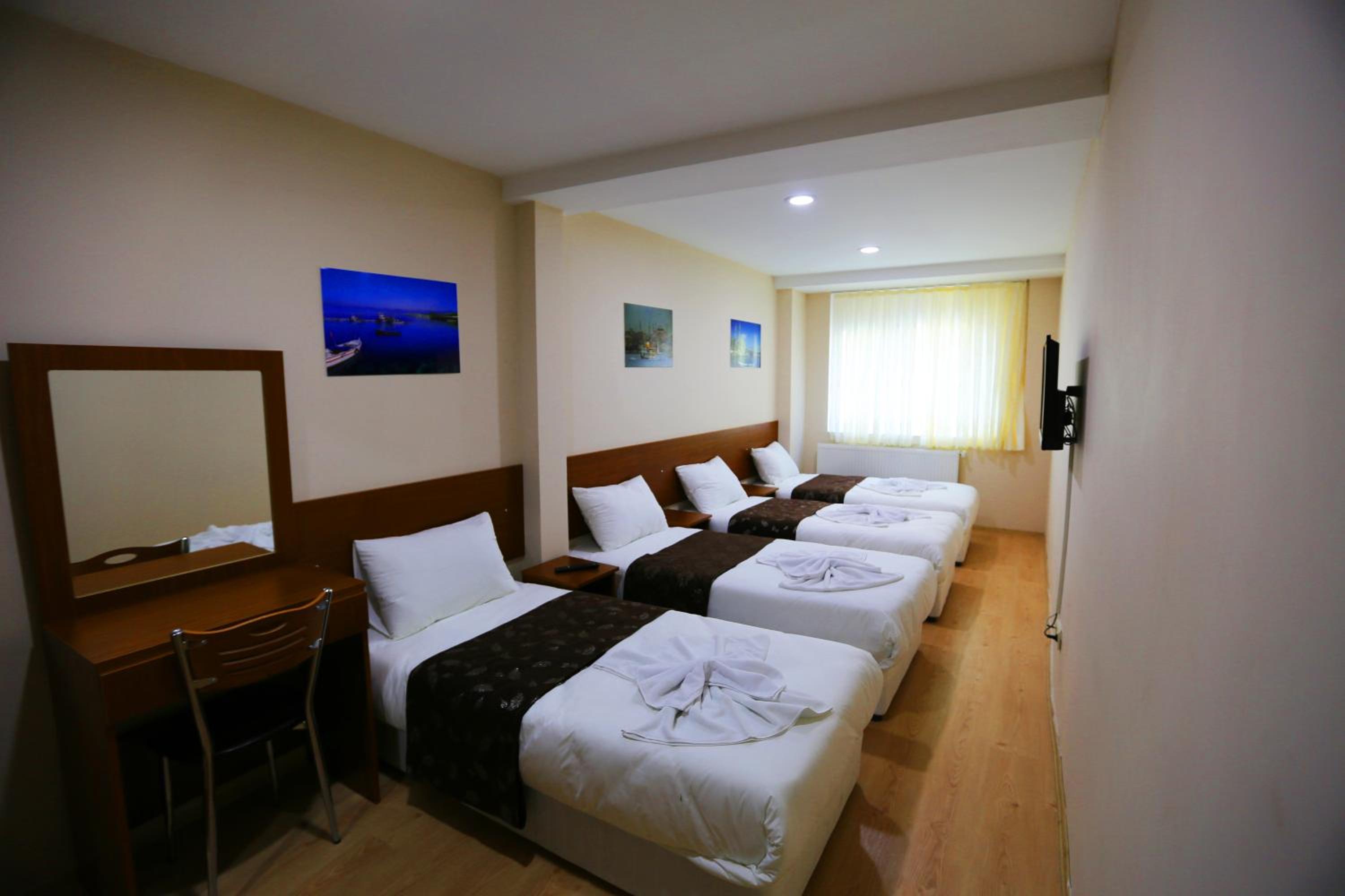 Two-Bedroom Apartment (6 Adults) photo 2
