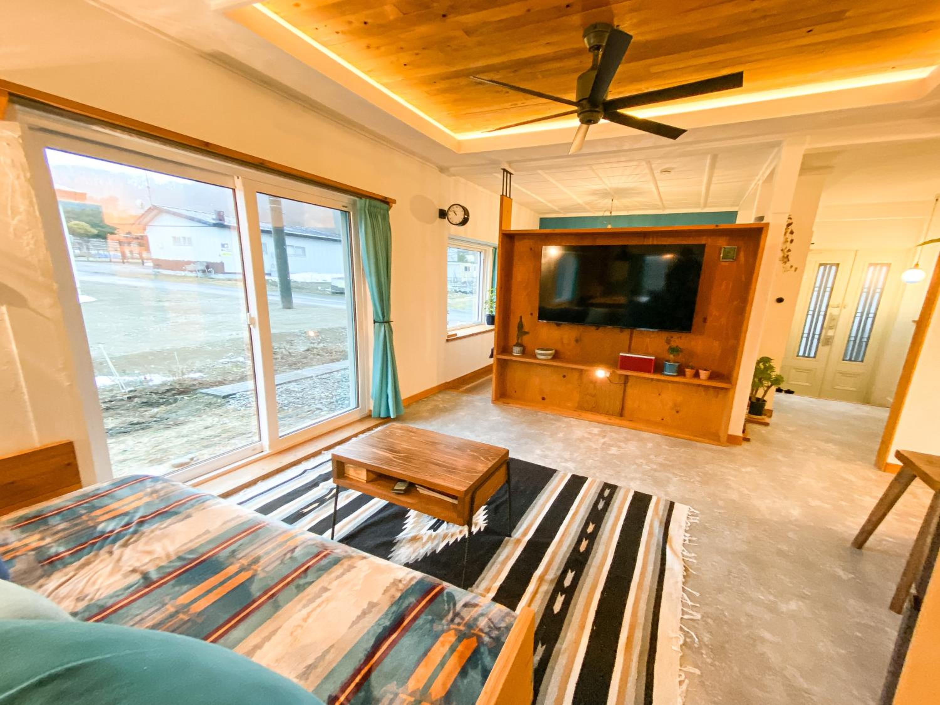 One-Bedroom House photo 2