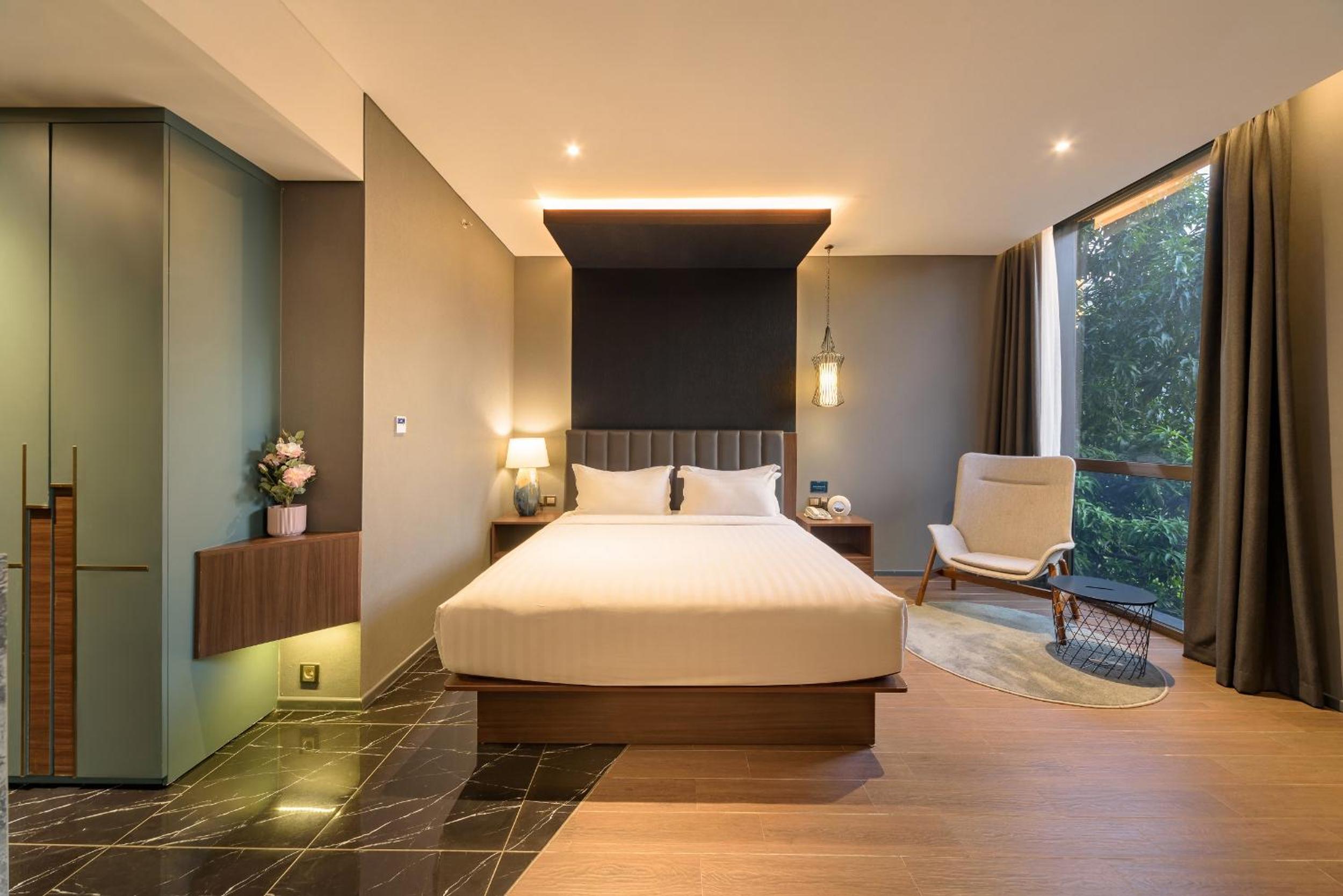 Ashley Room