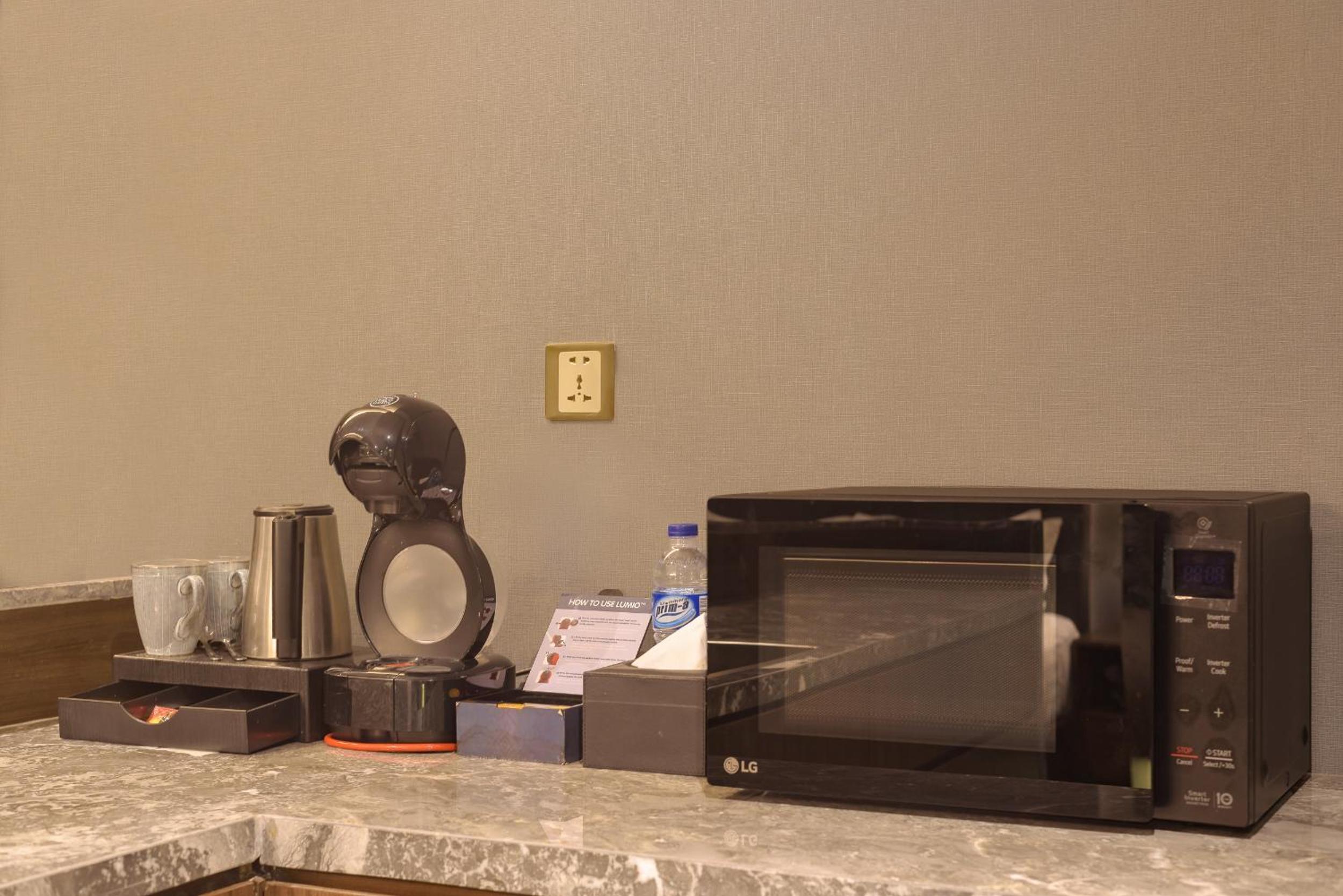 Ashley Room - Photo 11