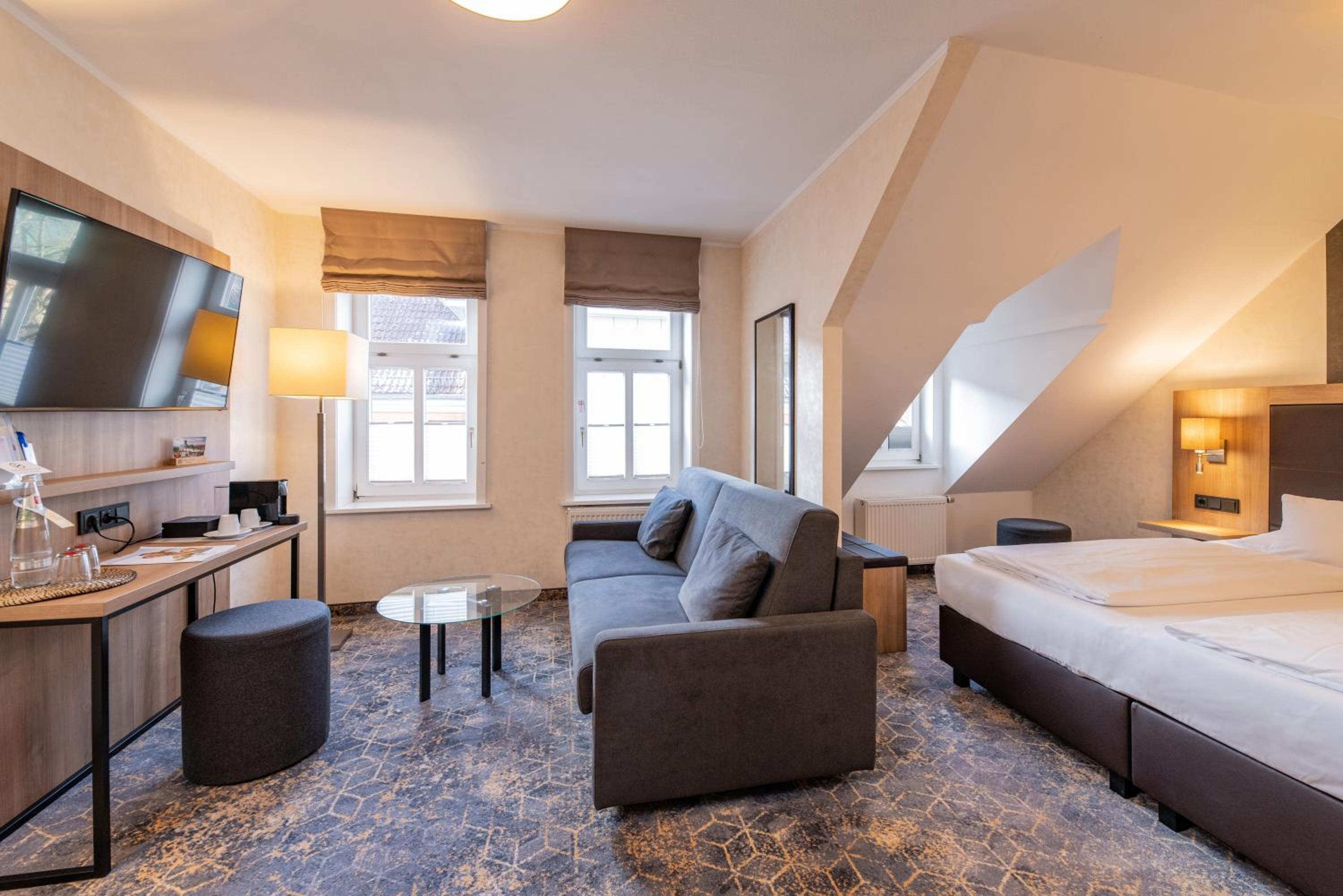 Apartment - Photo 2