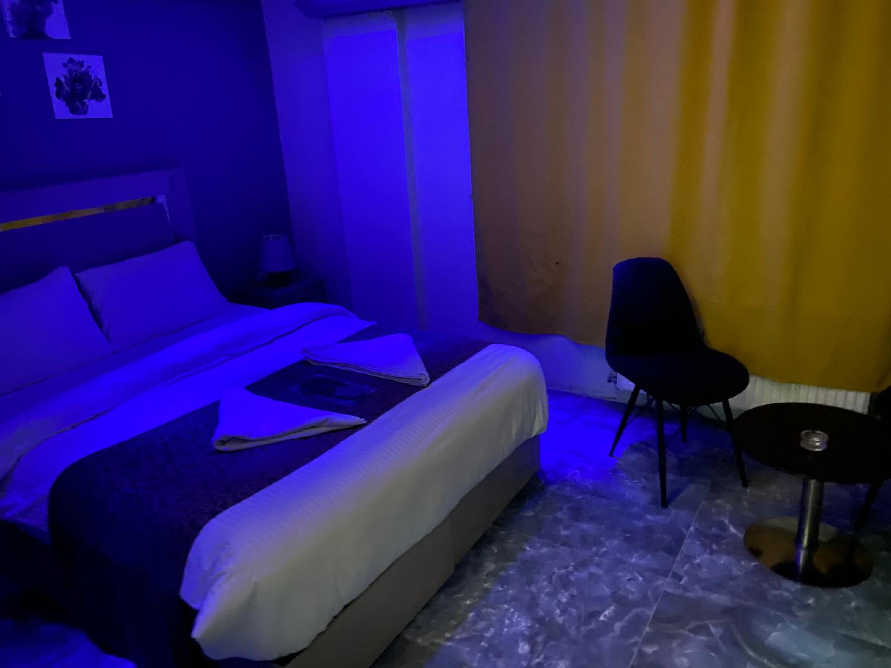 Studio Apartment photo 3