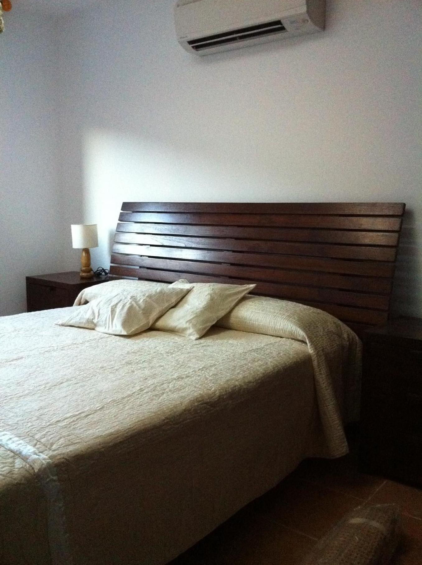 One-Bedroom Apartment - Photo 2