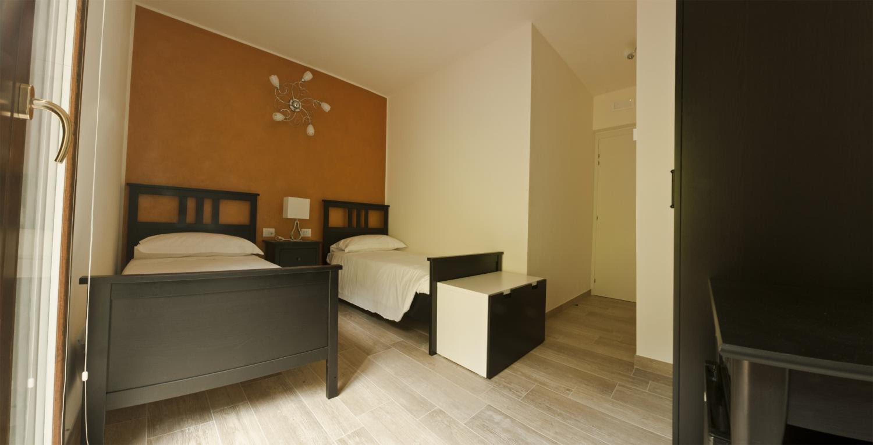 Twin Room with Mountain View