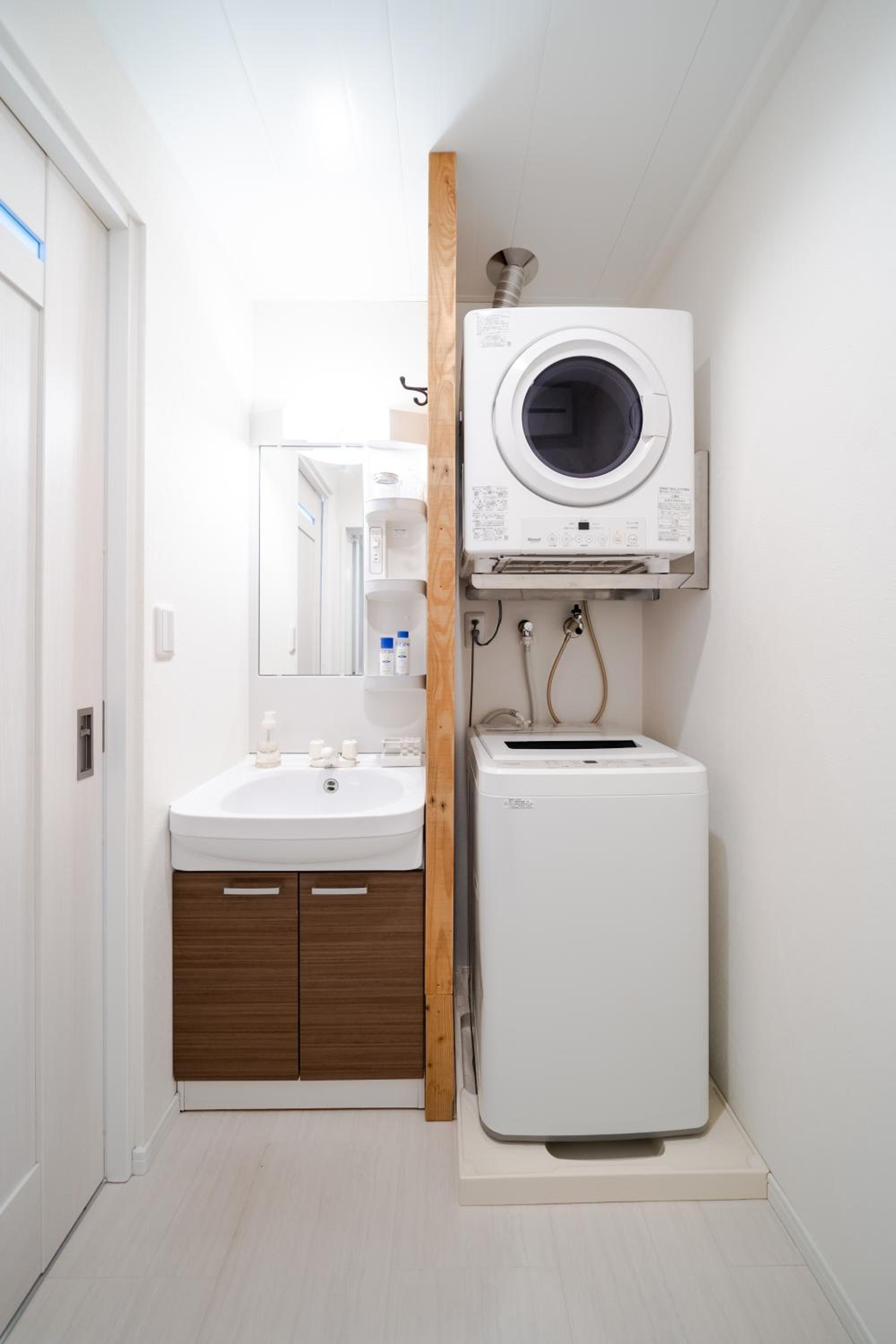 One-Bedroom Apartment - Photo 141