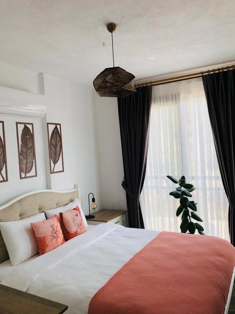 Deluxe Double Room With Balcony photo 2