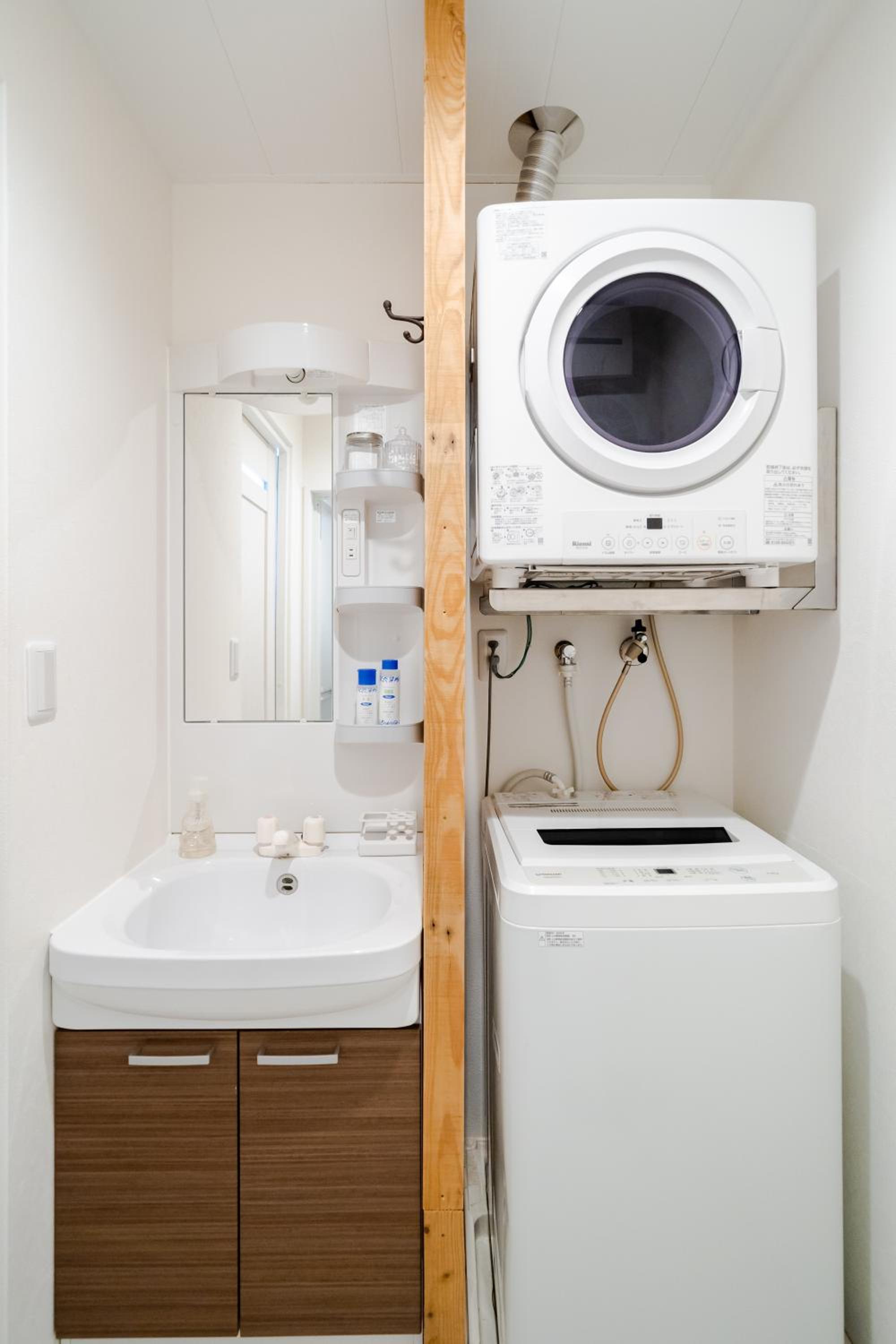 One-Bedroom Apartment - Photo 34