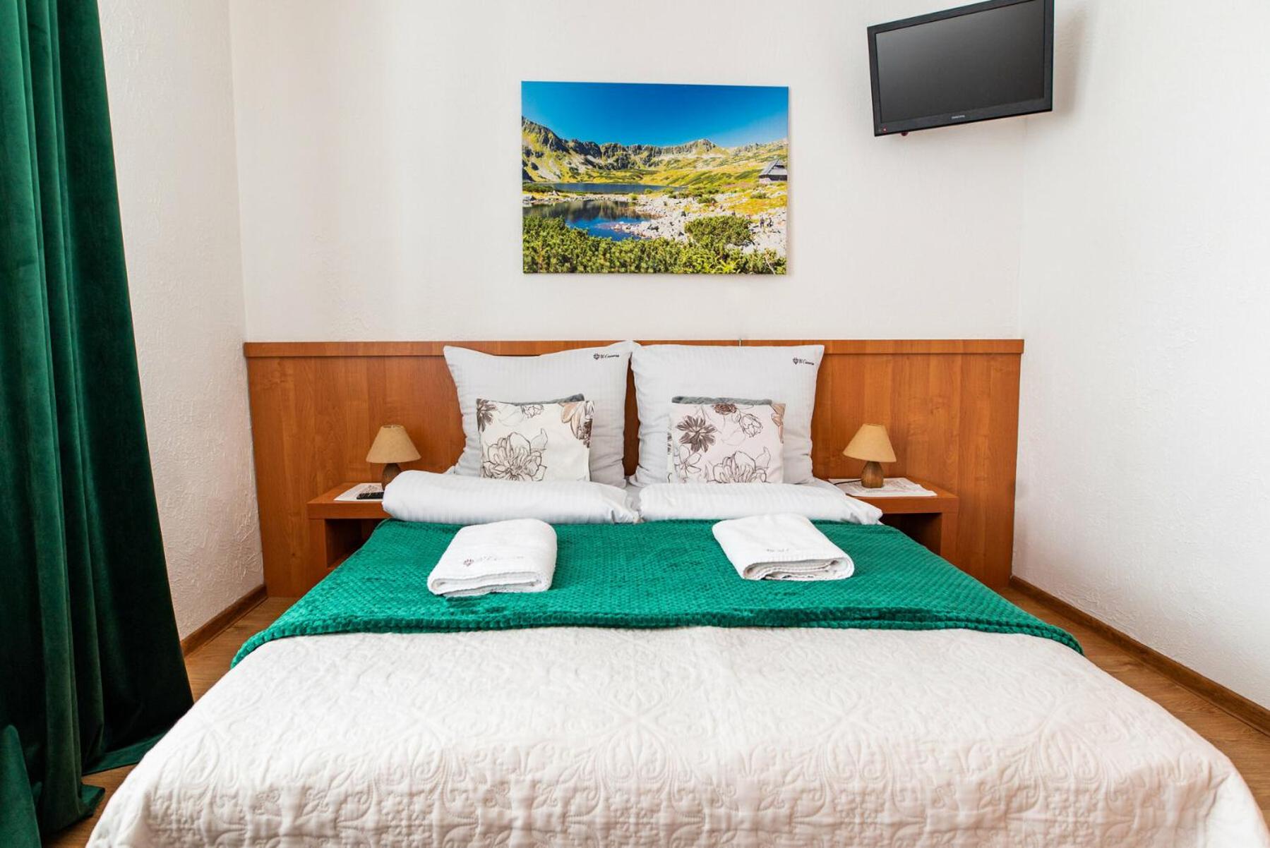 Double Room - Photo 10