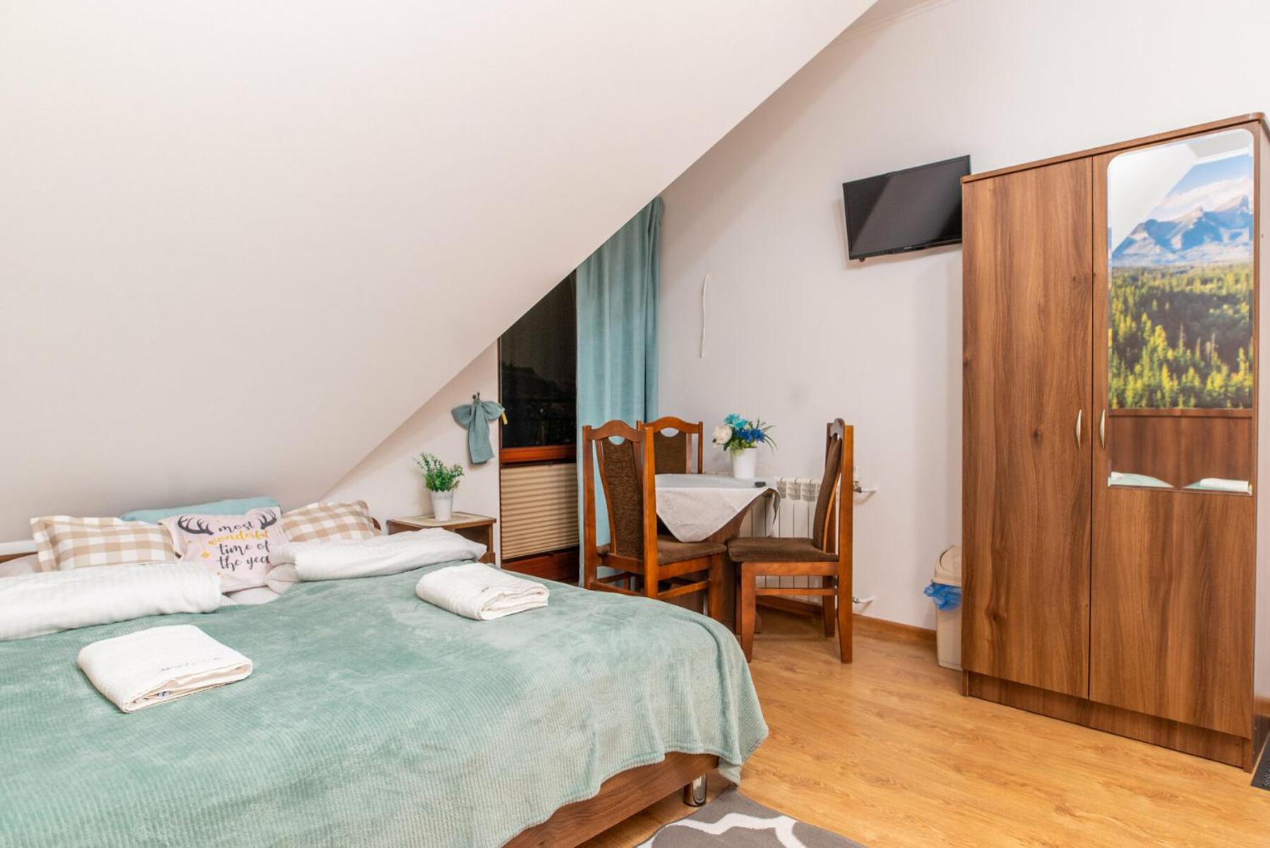 Standard Triple Room photo 3