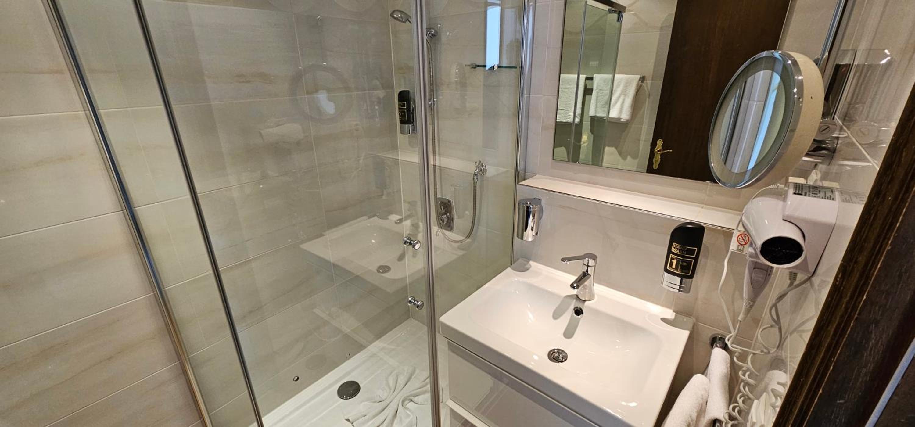 Standard Single Room photo 2