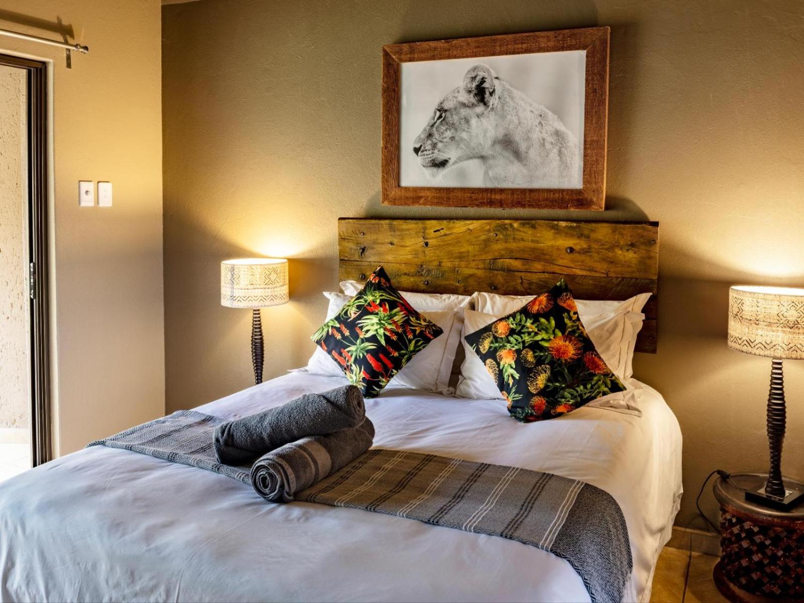 Deluxe Queen Room - Photo 2