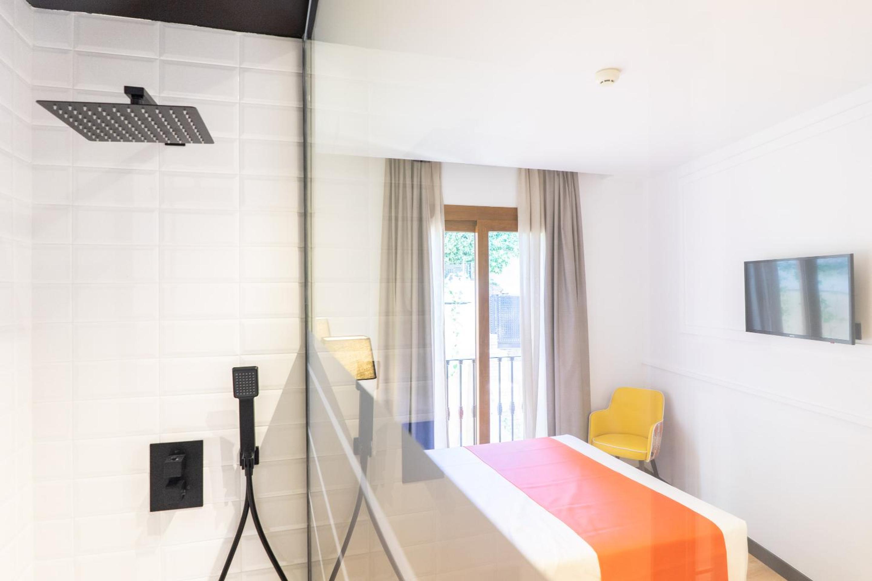 Mauror Superior & Romantic Room - Photo 1