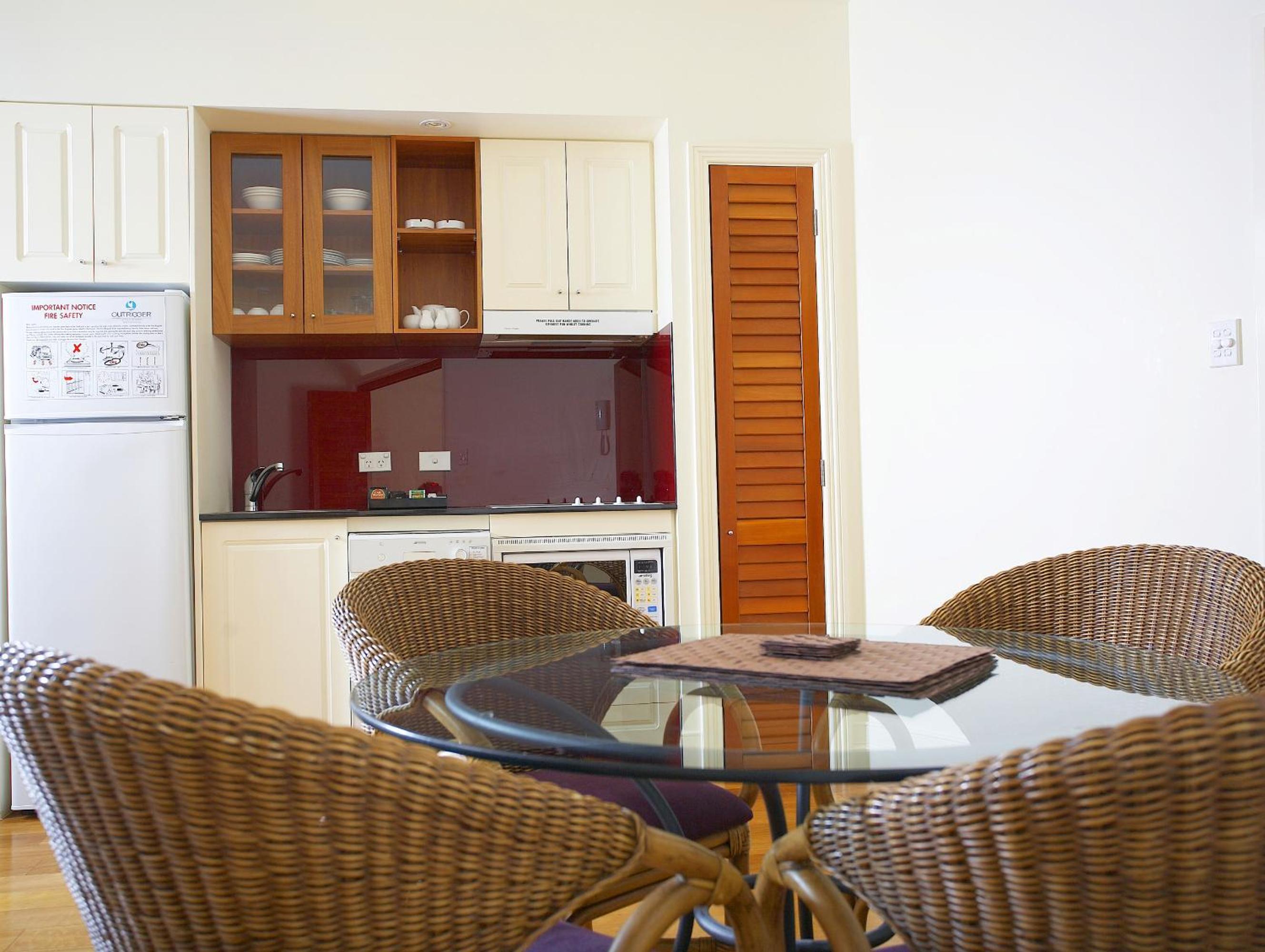 One-Bedroom Suite With Spa Bath - Photo 5