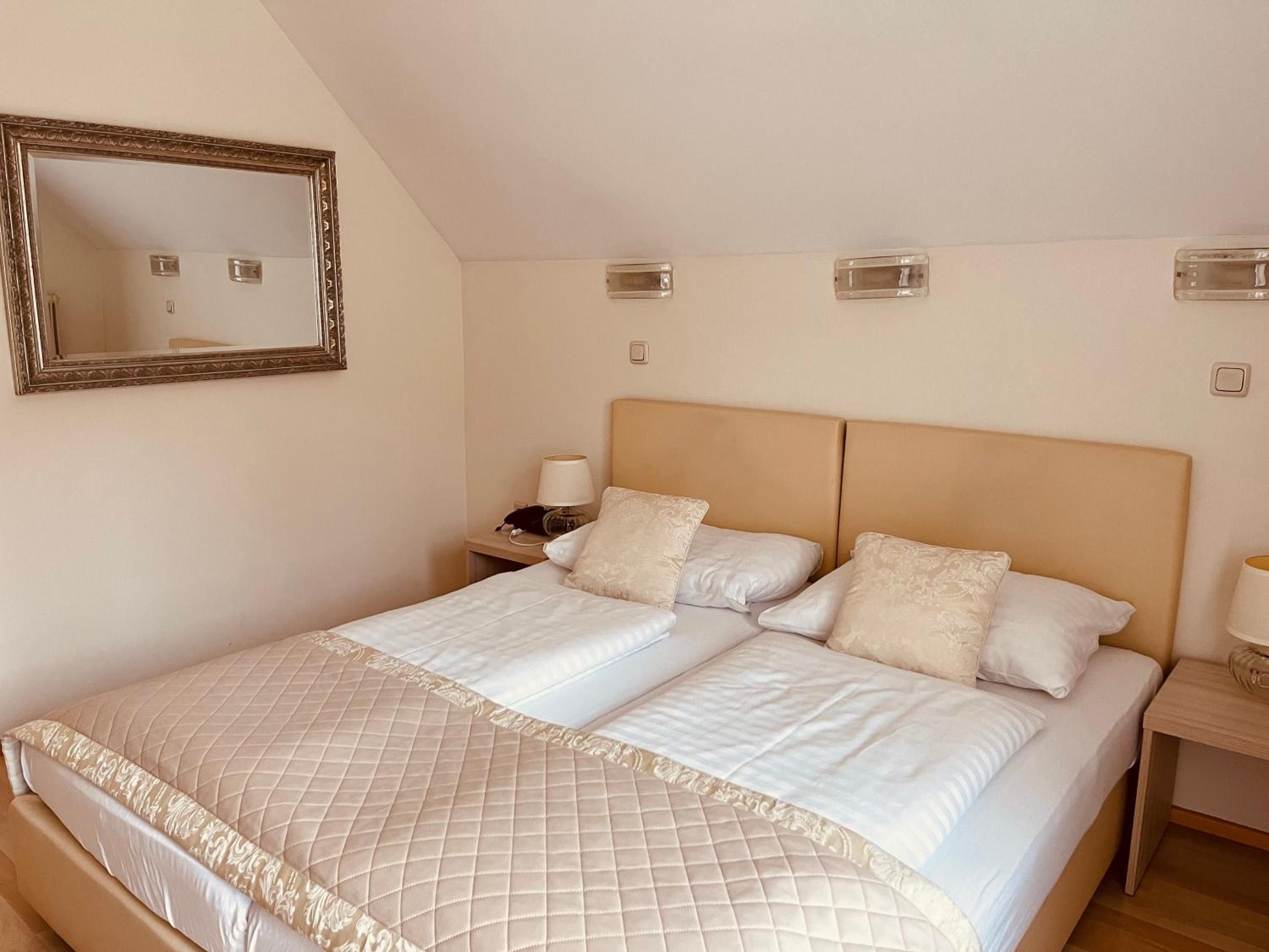 Comfort Double Room - Photo 3