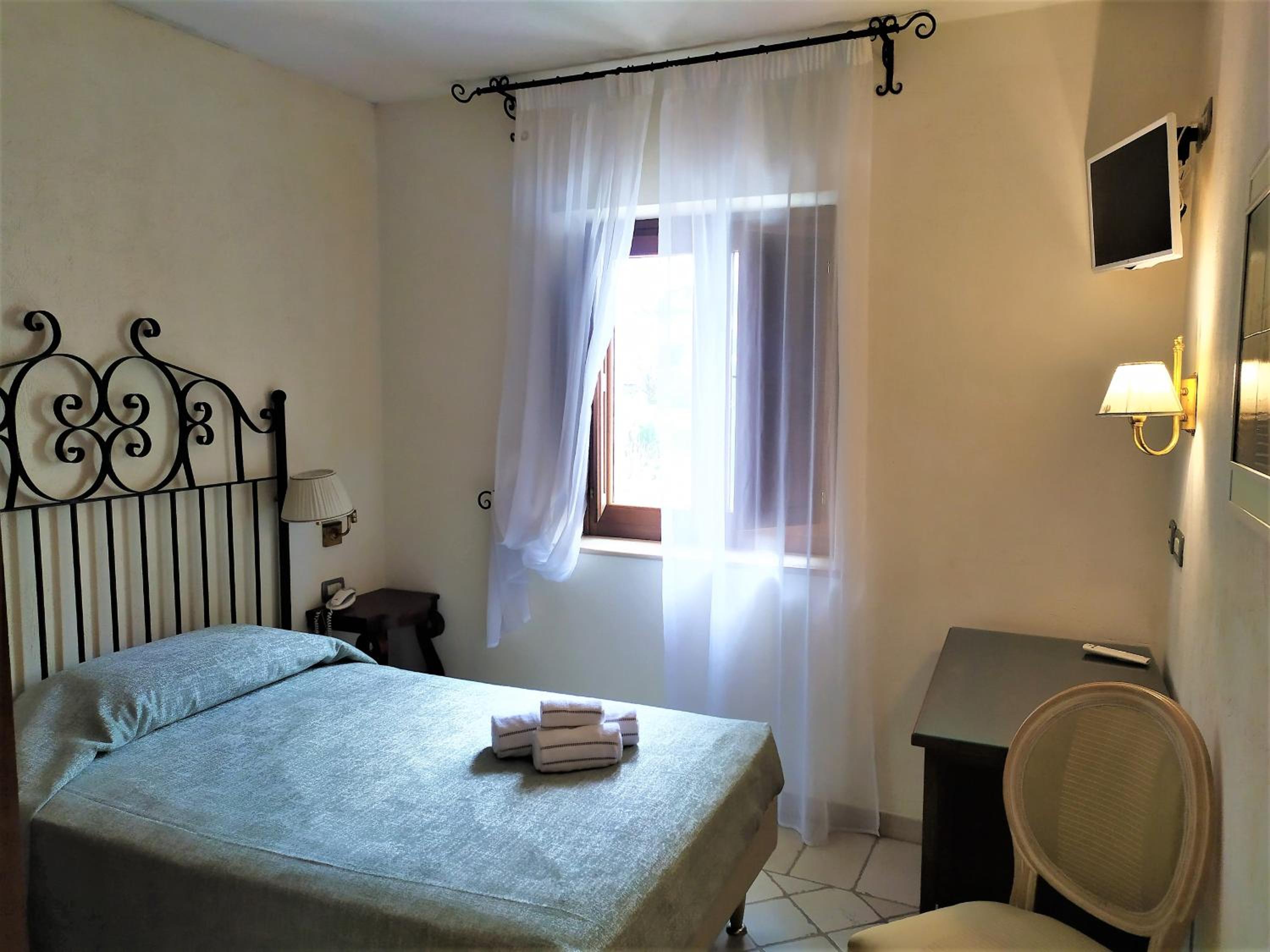 Single Room photo 1