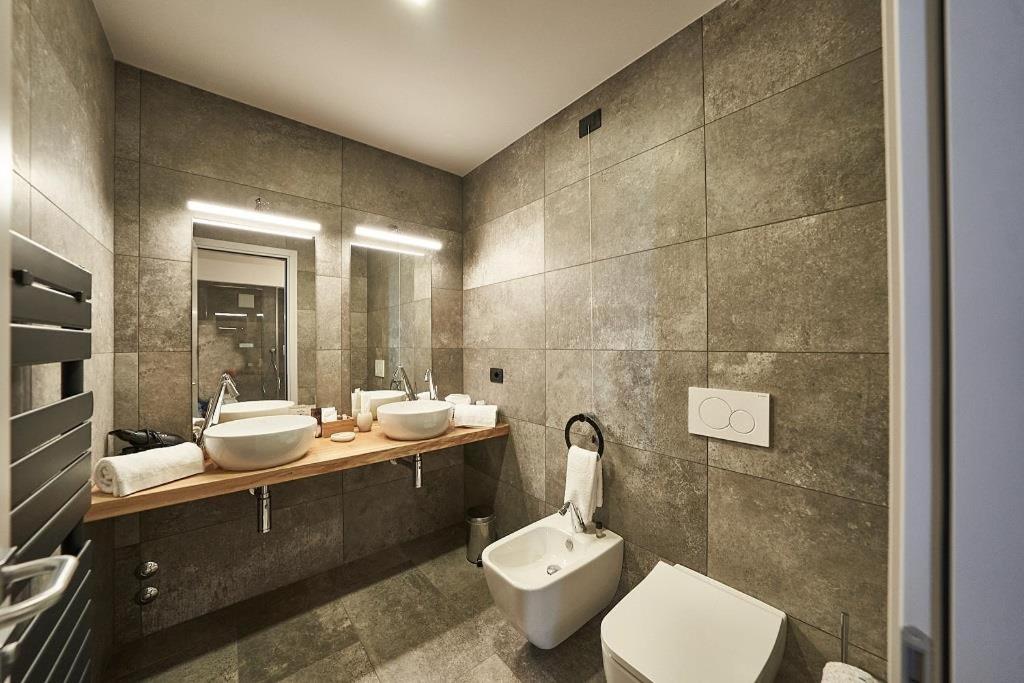 Deluxe Double or Twin Room photo 2