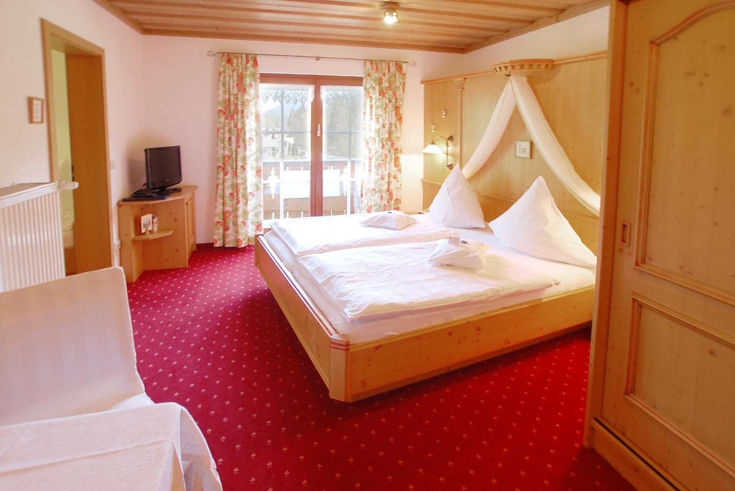 Triple Room with Mountain View photo 3