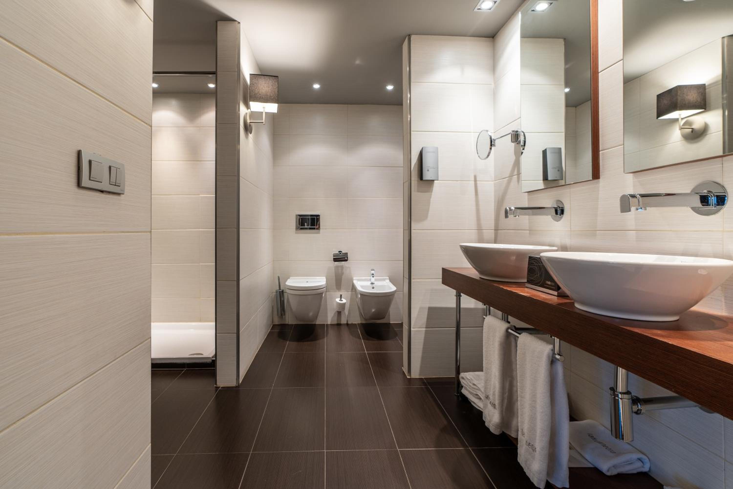 Junior Suite - Photo 8