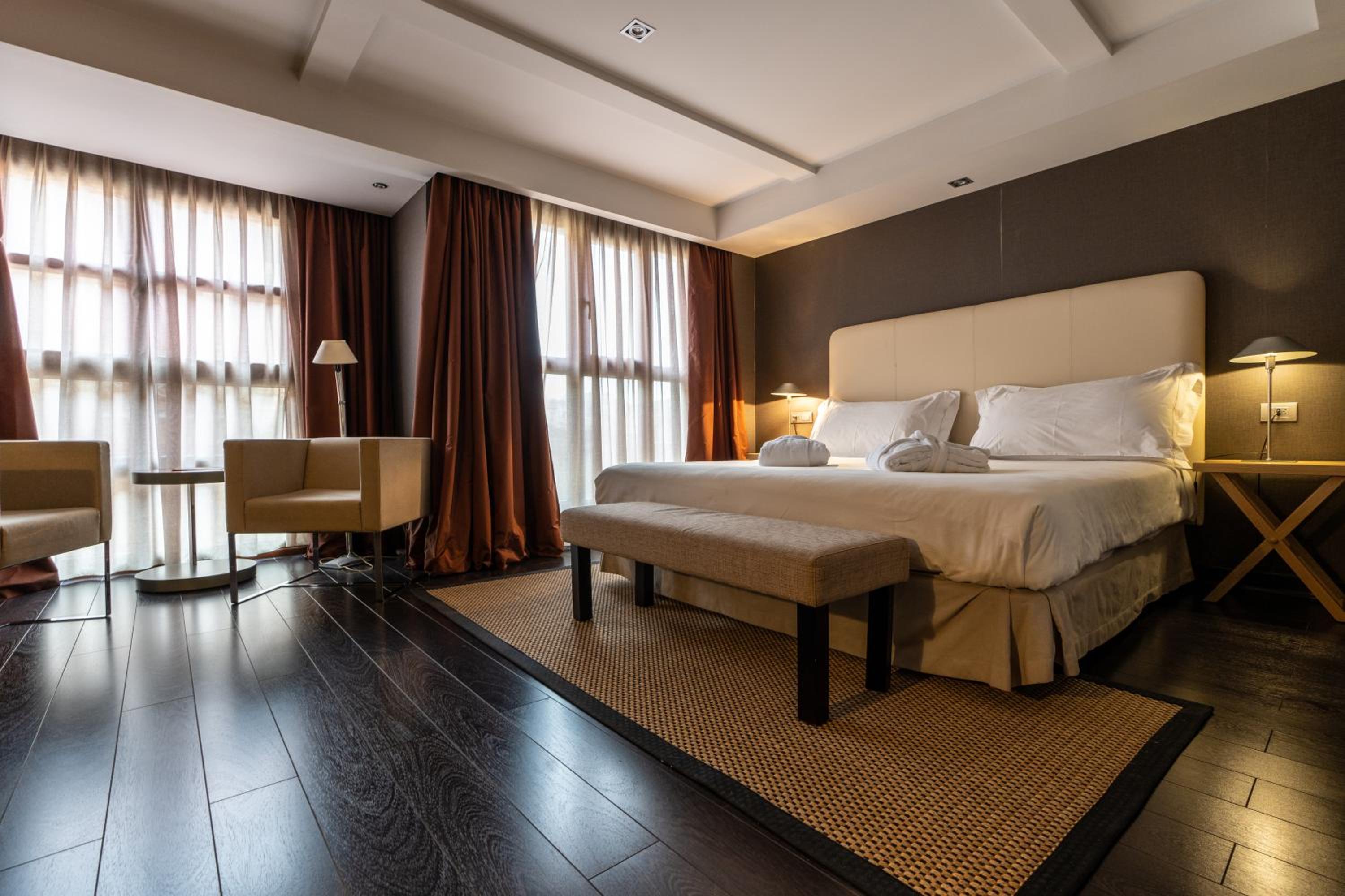 Junior Suite - Photo 23