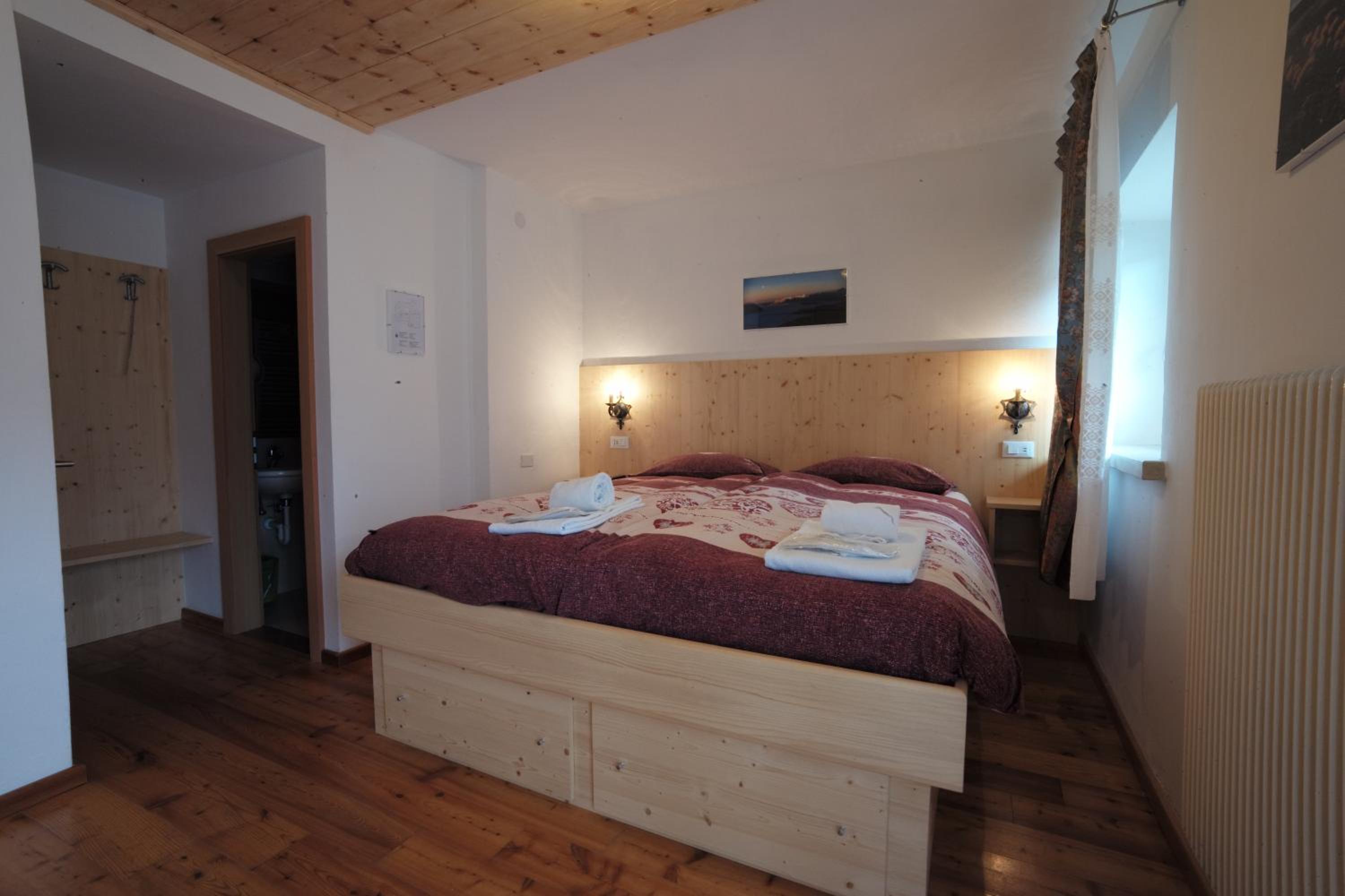Double Room with Mountain View photo 2