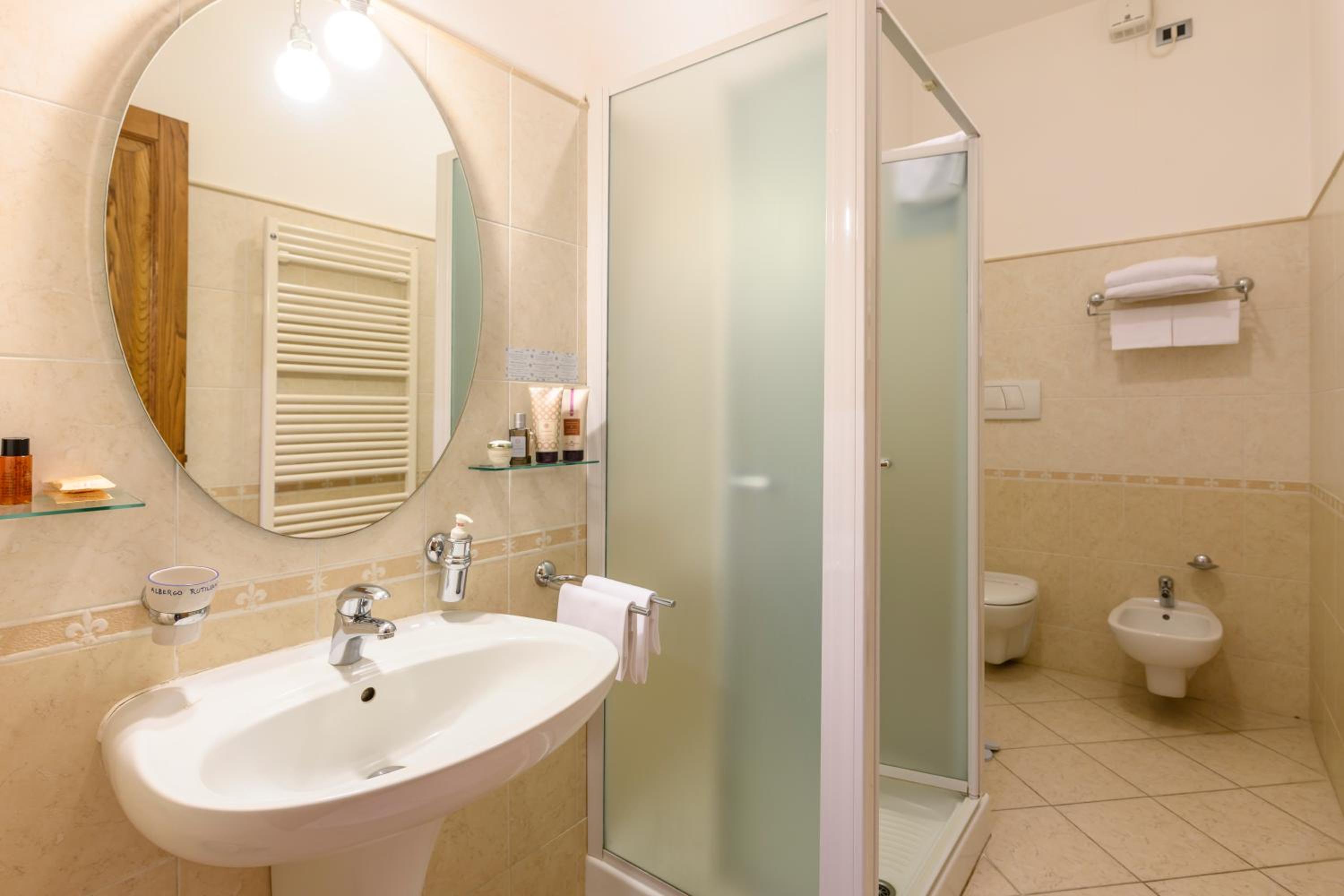 Double or Twin Room - Disability Access photo 2
