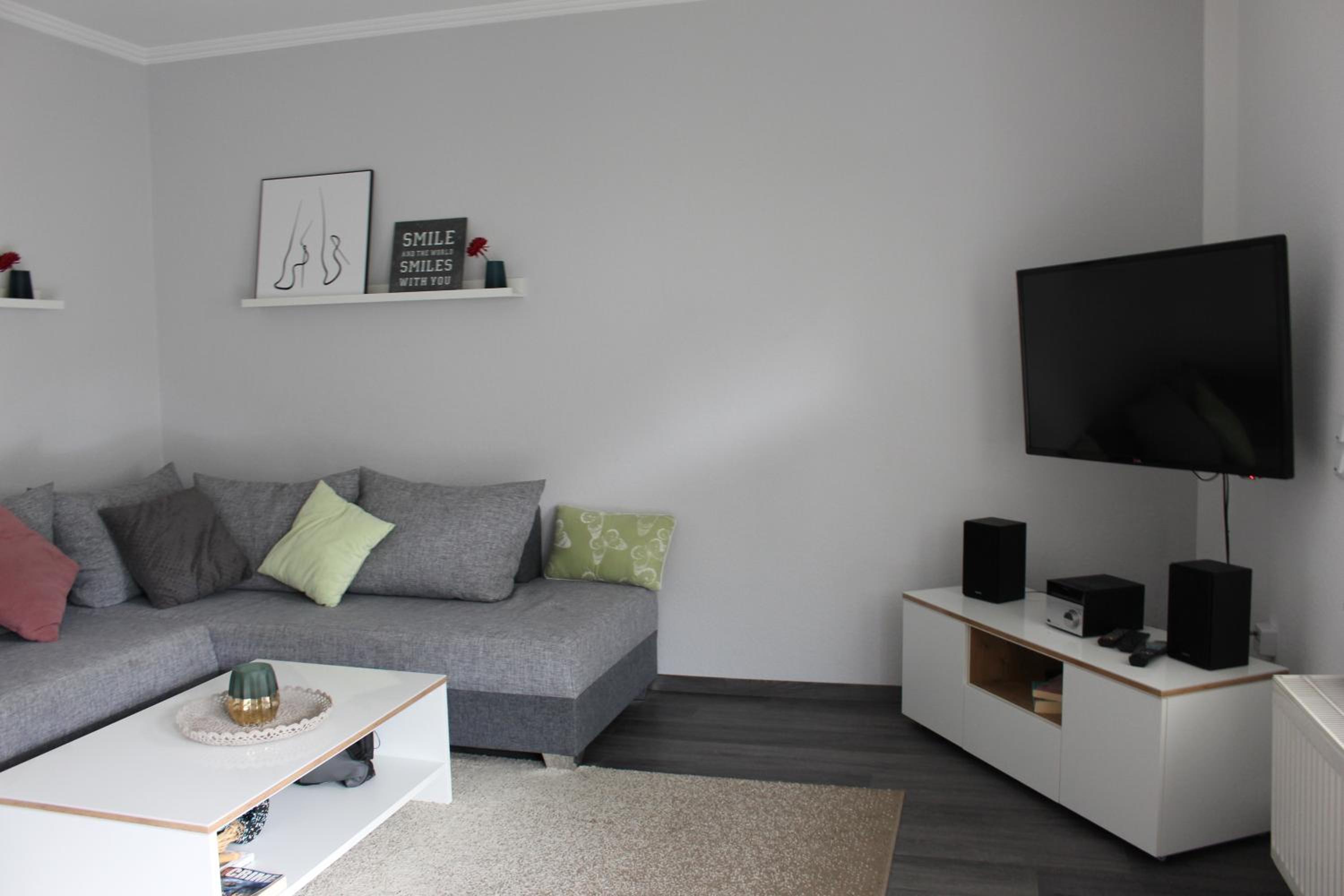 One-Bedroom Apartment photo 2