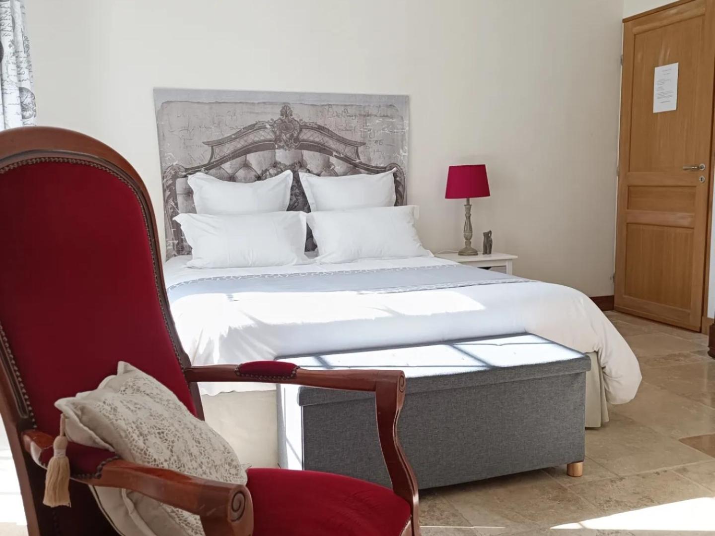 Double Room with Private Bathroom photo 2