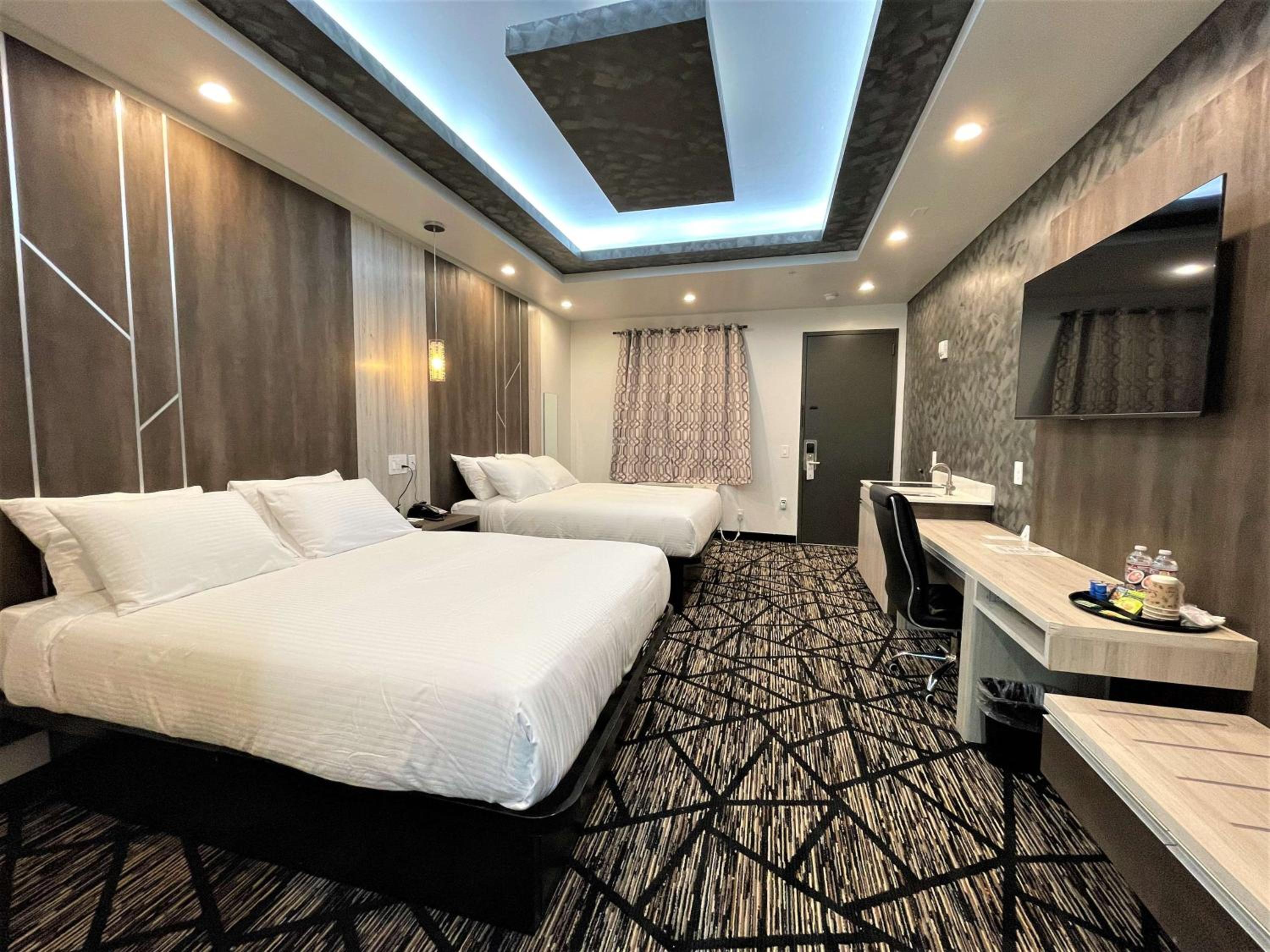Comfeeni Inn and Suites, Bild 7