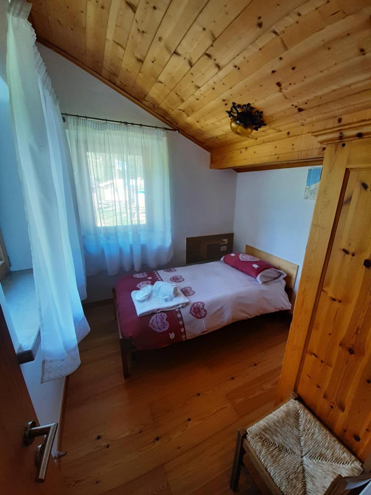 Standard Triple Room photo 3