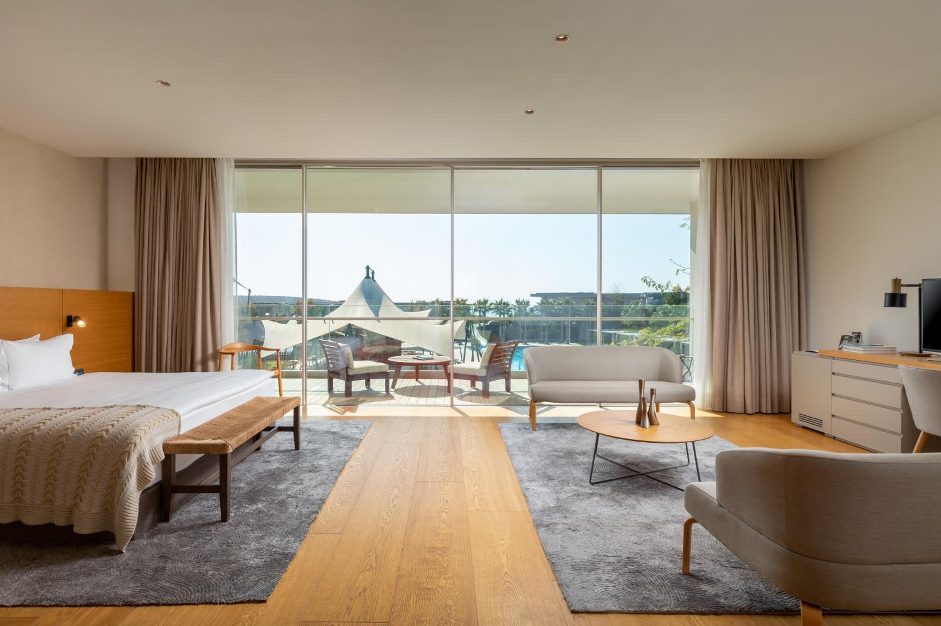 Deluxe King Room