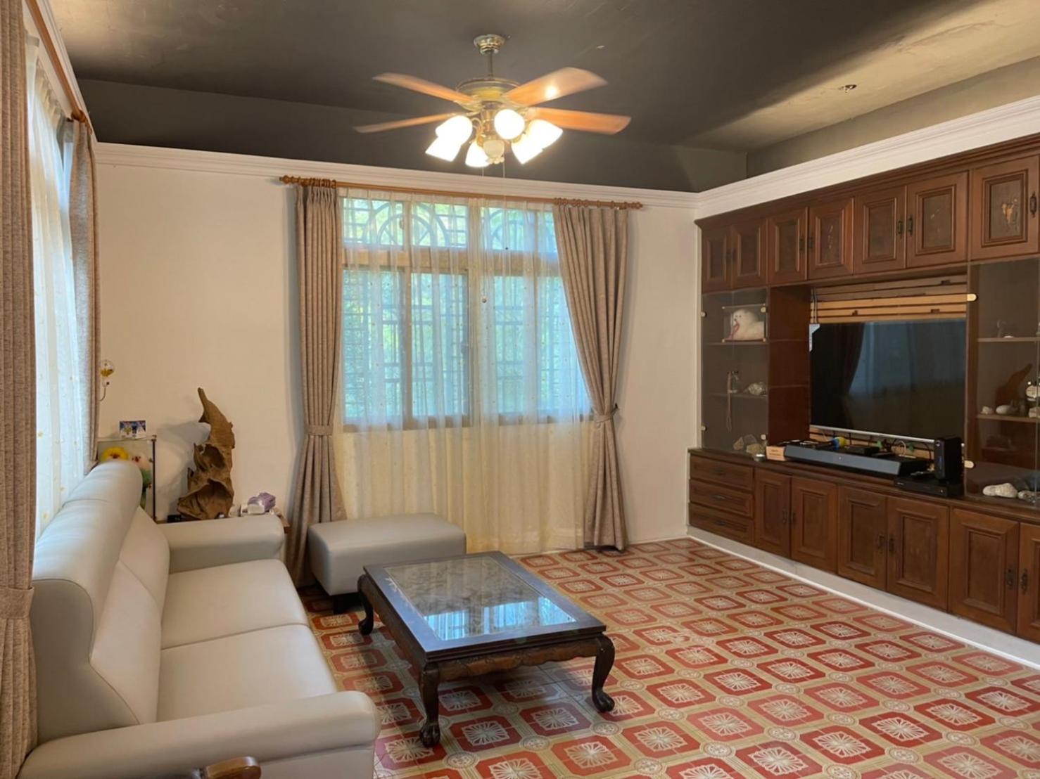 Four-Bedroom House photo 1