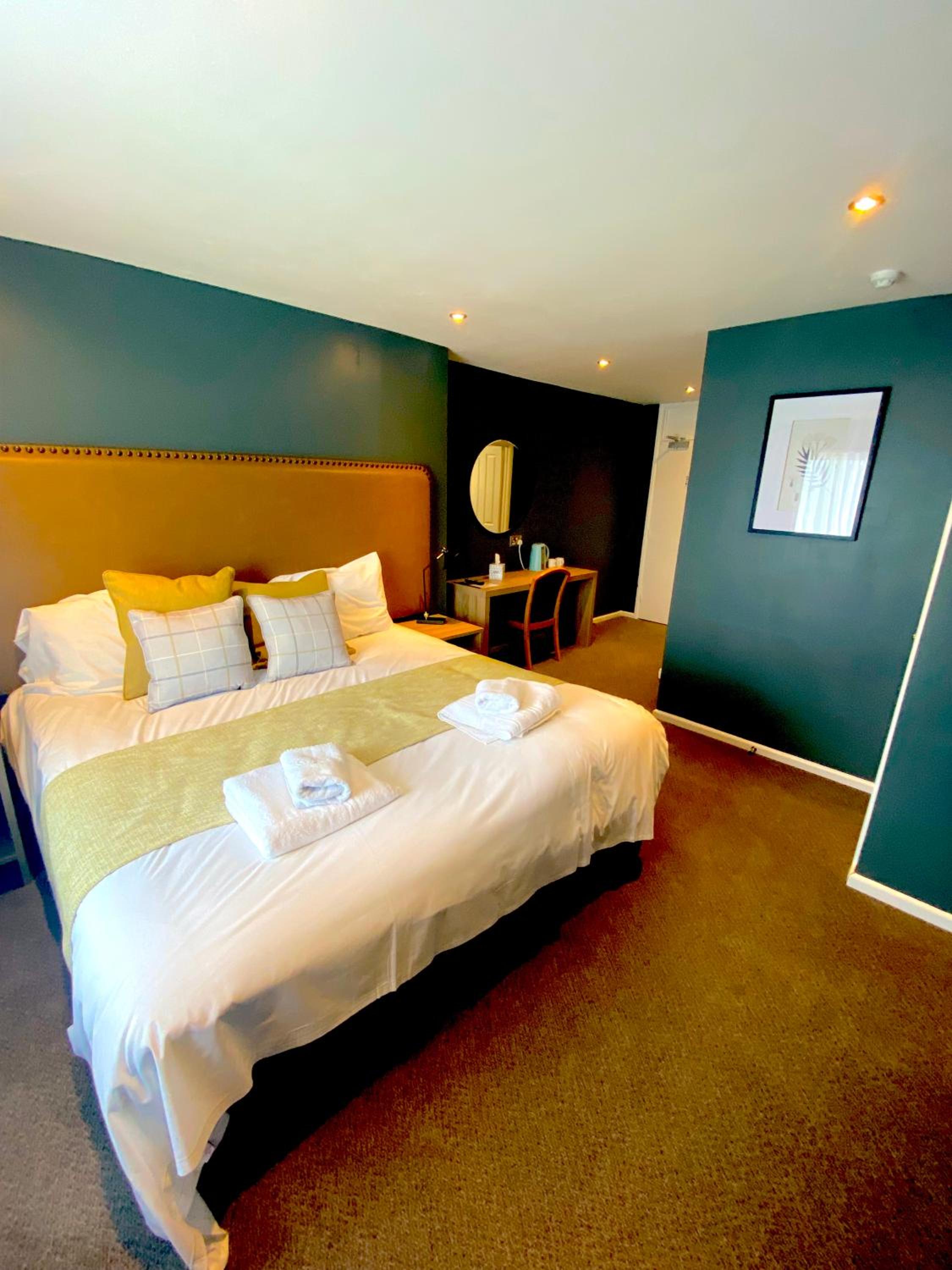 Superior Double or Twin Room photo 1
