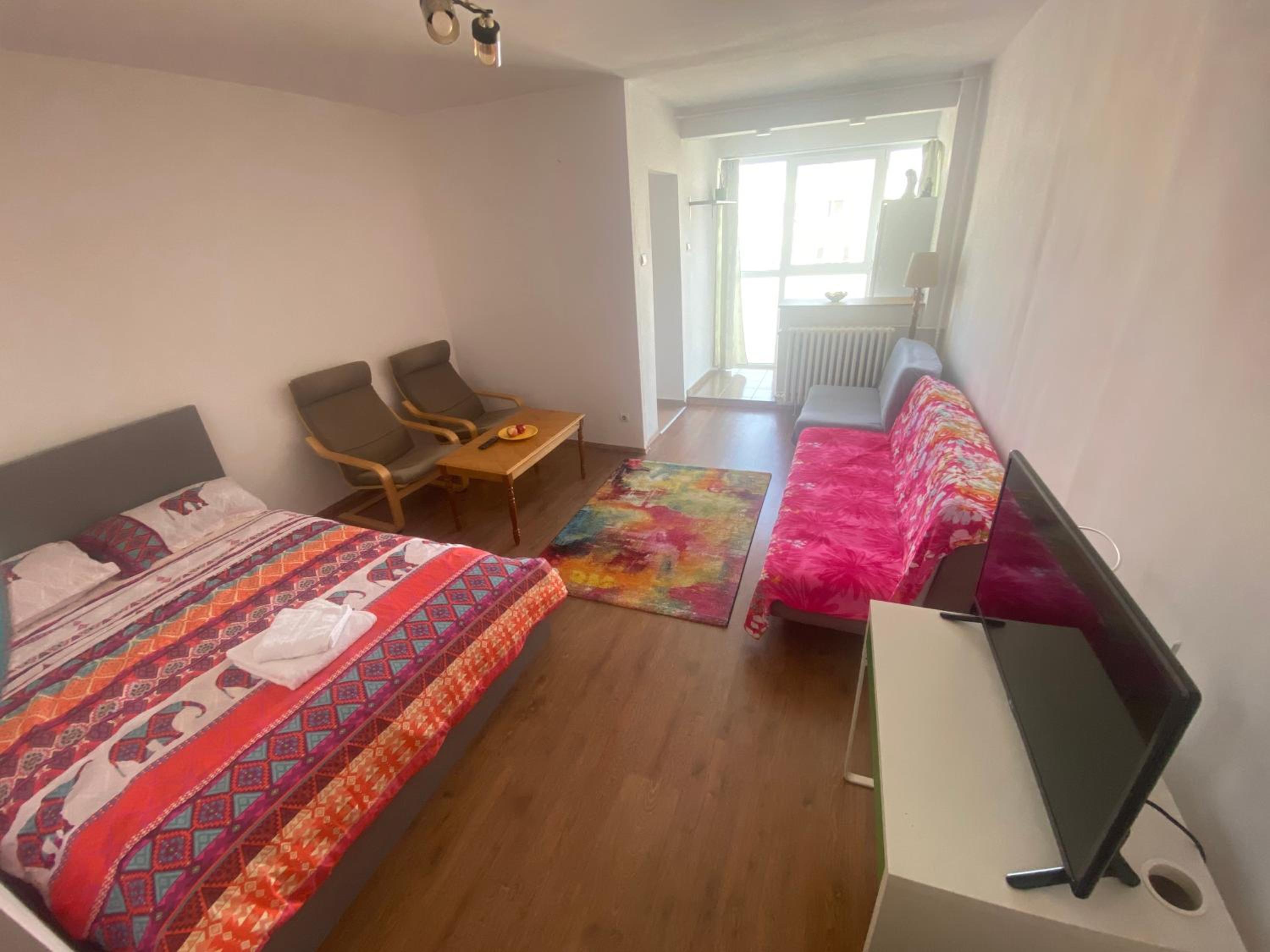 One-Bedroom Apartment